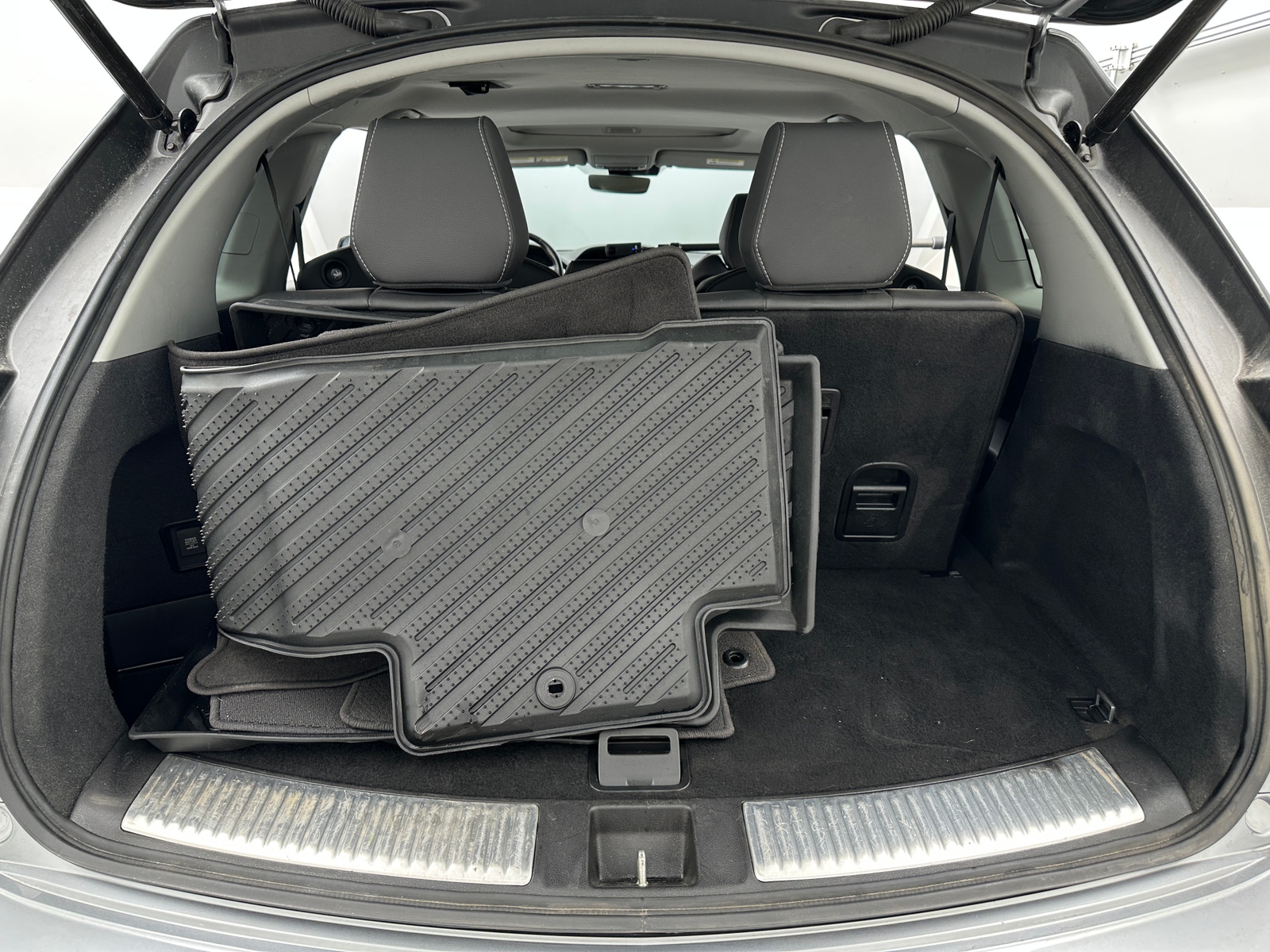 Thumbnail: 2019 Acura MDX - 6