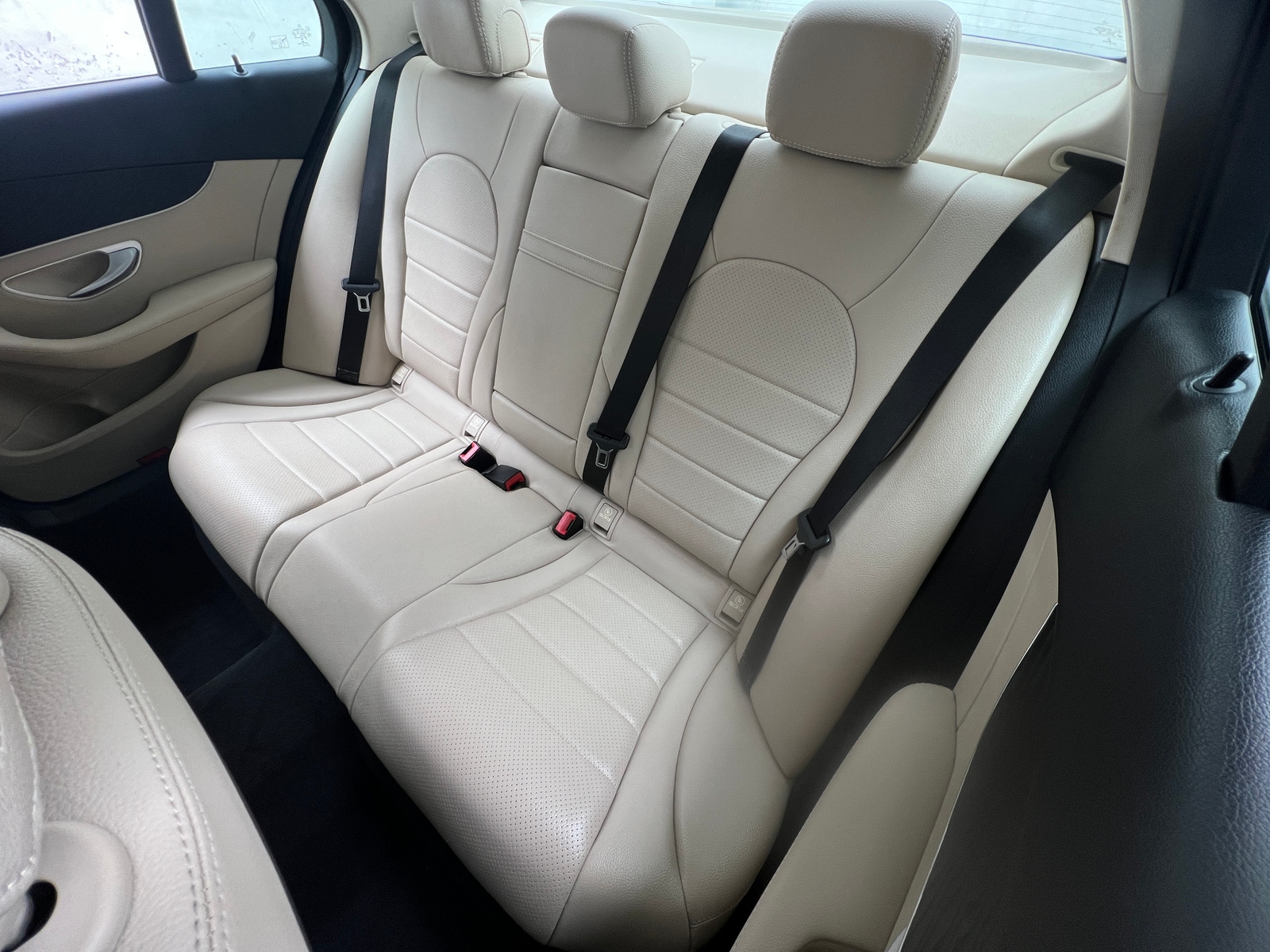 Thumbnail: 2016 Mercedes-Benz C-Class - 5