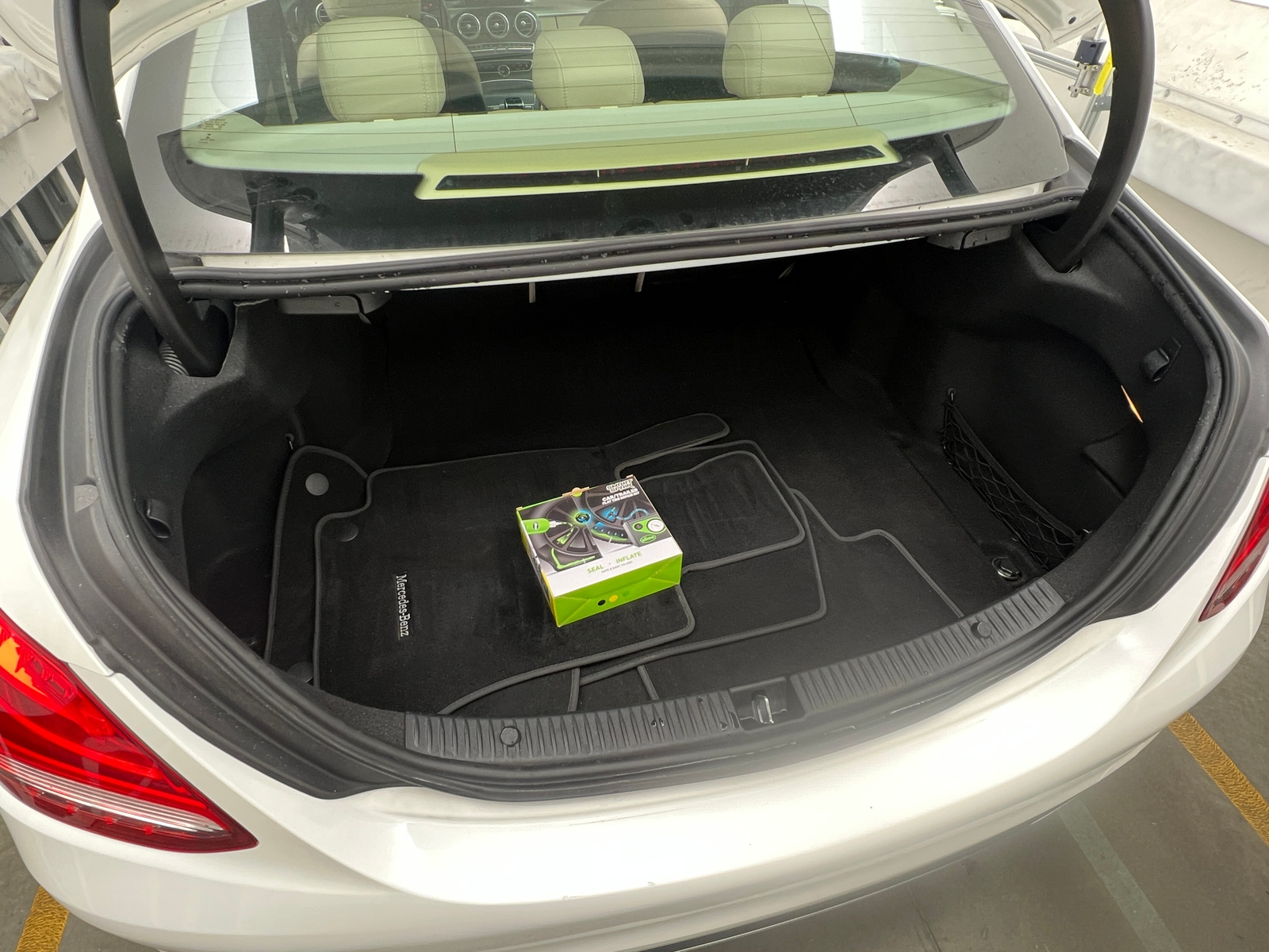 Thumbnail: 2016 Mercedes-Benz C-Class - 6