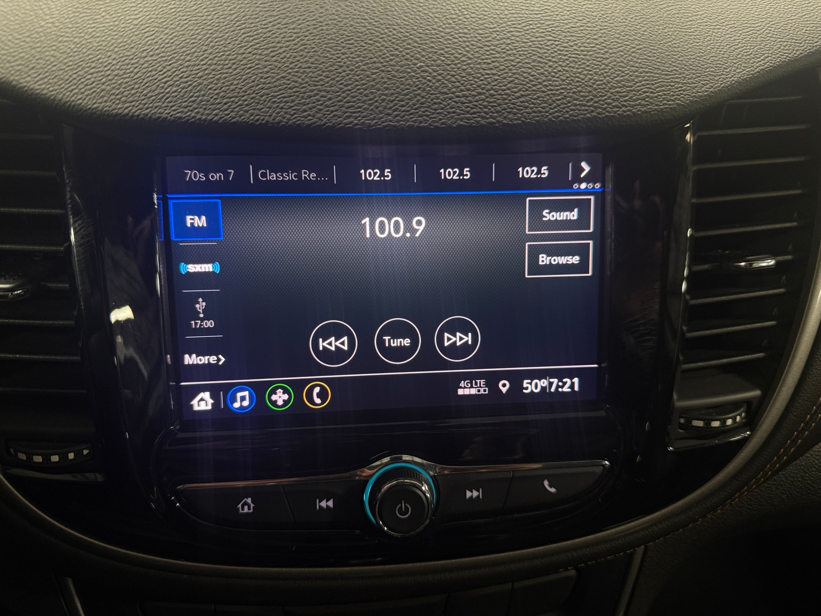 Thumbnail: 2020 Chevrolet Trax - 4