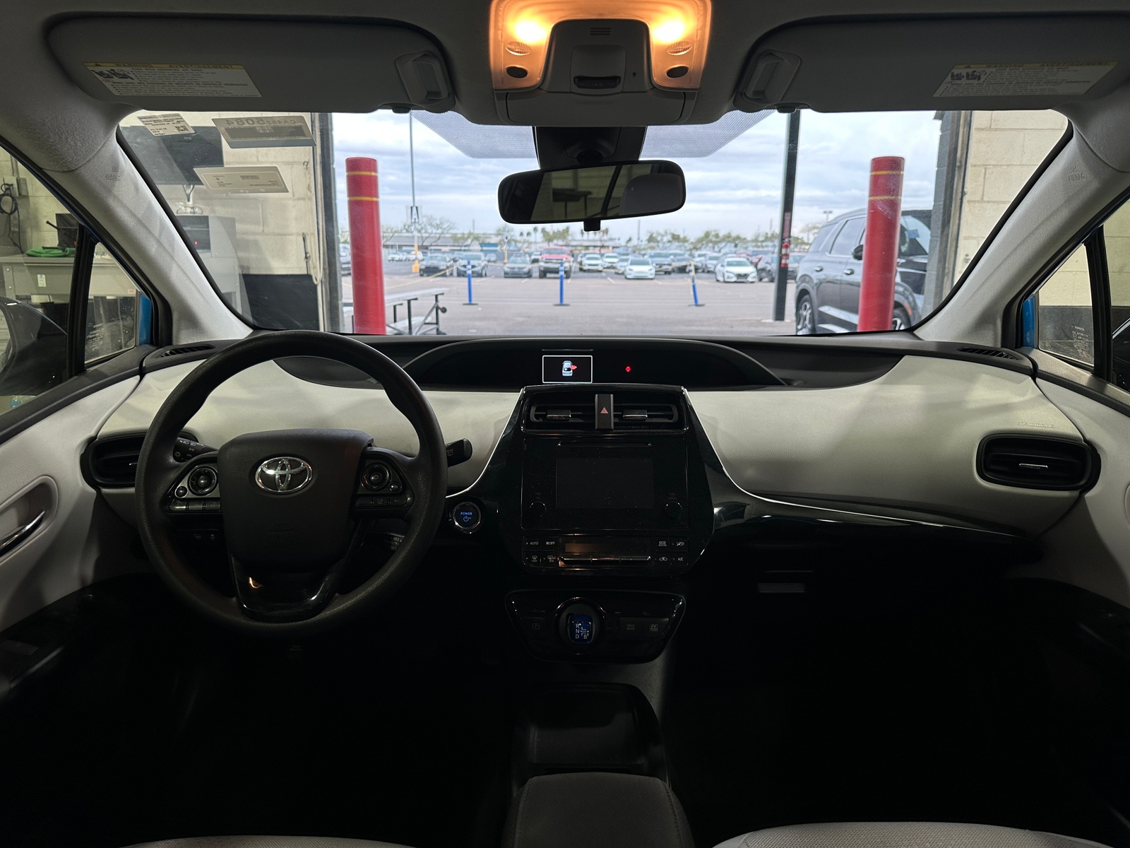 Thumbnail: 2019 Toyota Prius - 3