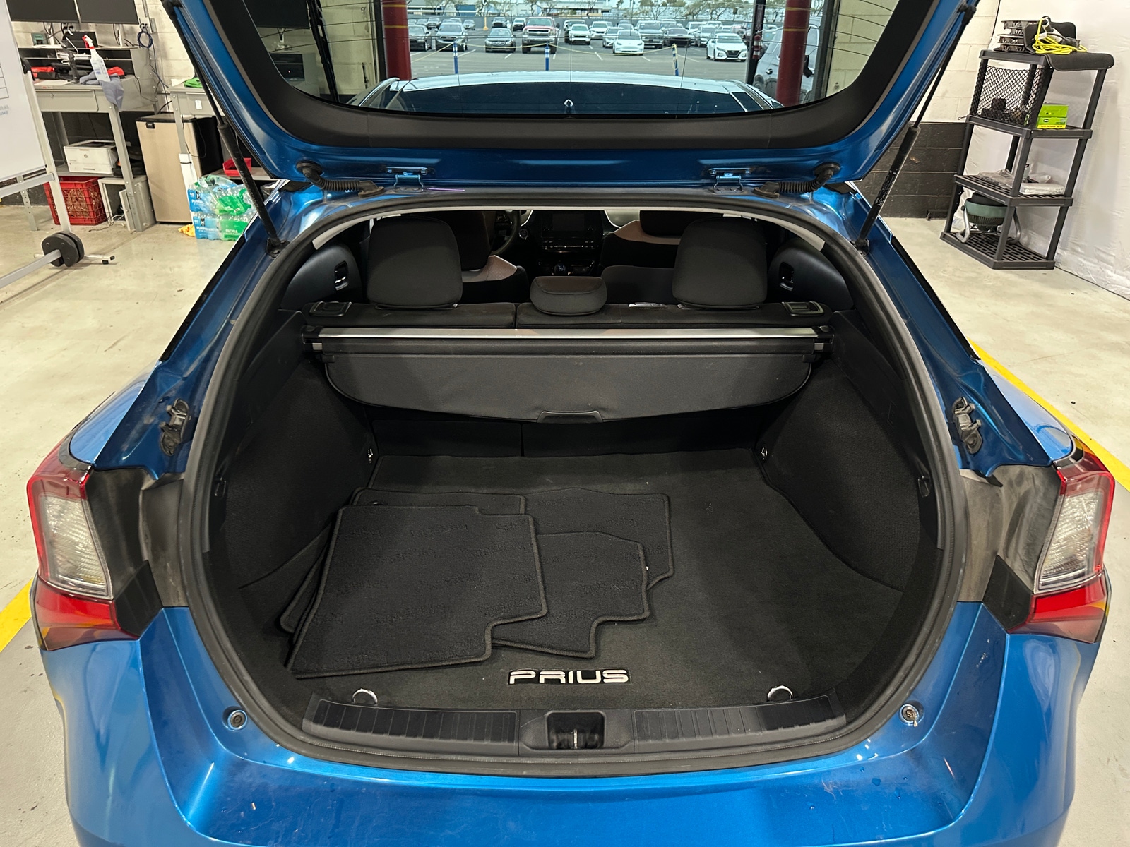 Thumbnail: 2019 Toyota Prius - 7