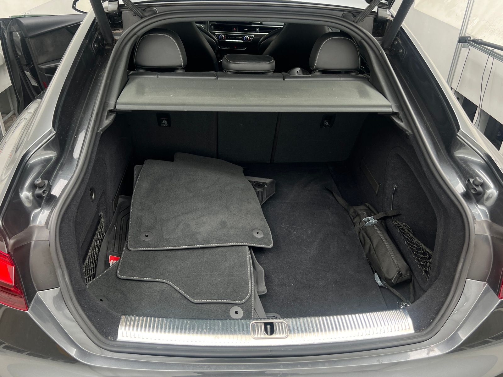 Thumbnail: 2021 Audi S5 - 6