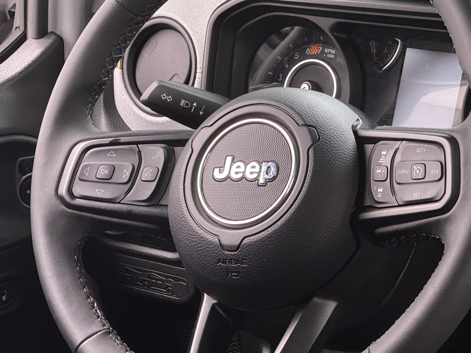 Thumbnail: 2025 Jeep Wrangler - 5