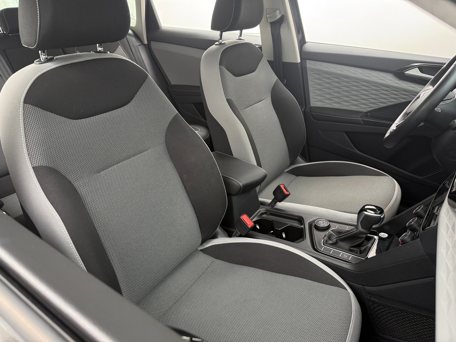 Thumbnail: 2024 Volkswagen Taos - 2