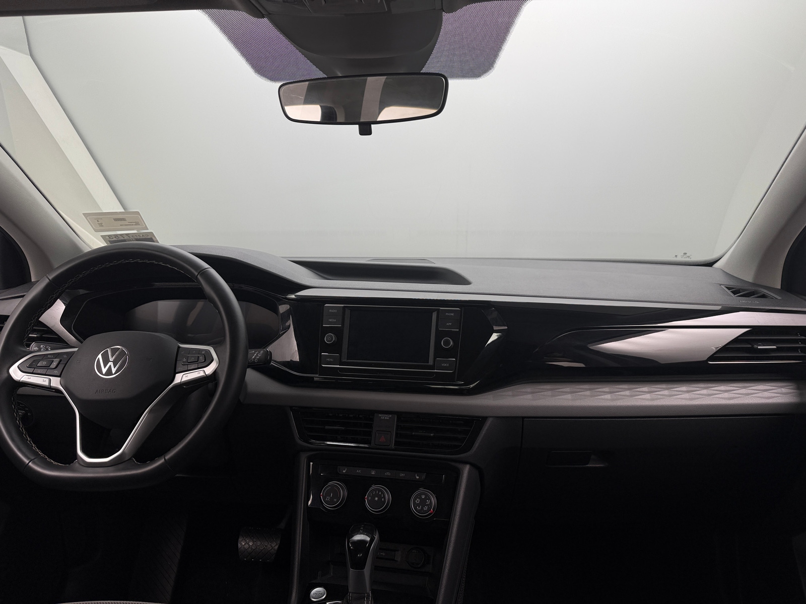 Thumbnail: 2024 Volkswagen Taos - 3