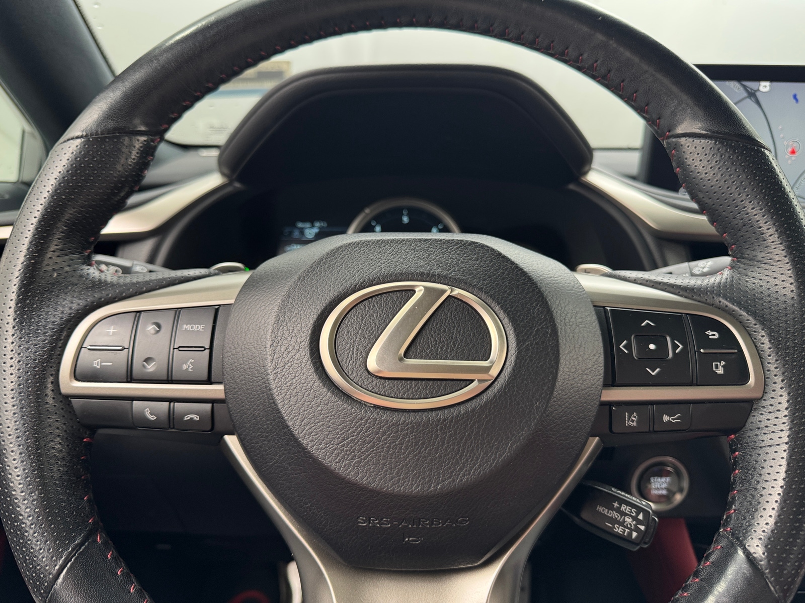 Thumbnail: 2020 Lexus RX - 4