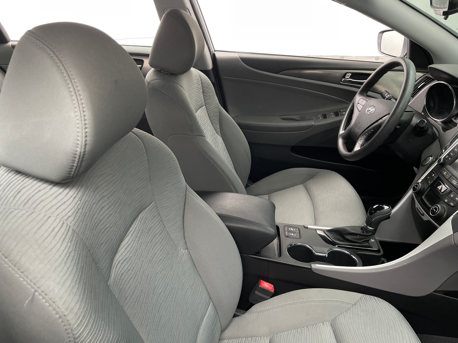 Thumbnail: 2014 Hyundai Sonata - 2