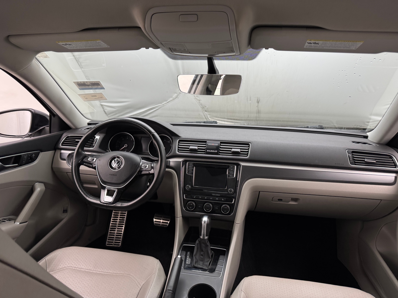 Thumbnail: 2018 Volkswagen Passat - 2