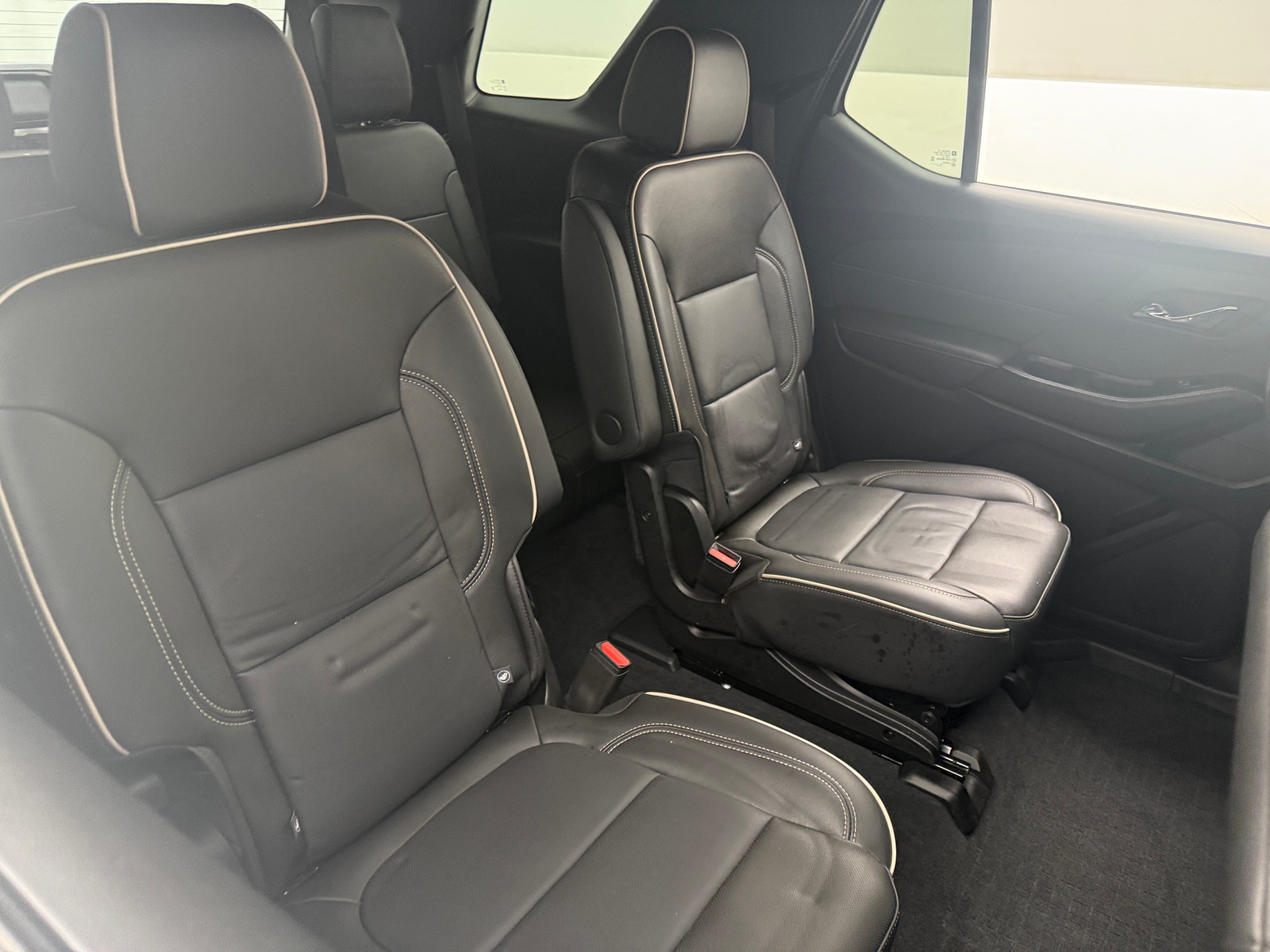 Thumbnail: 2023 Chevrolet Traverse - 5