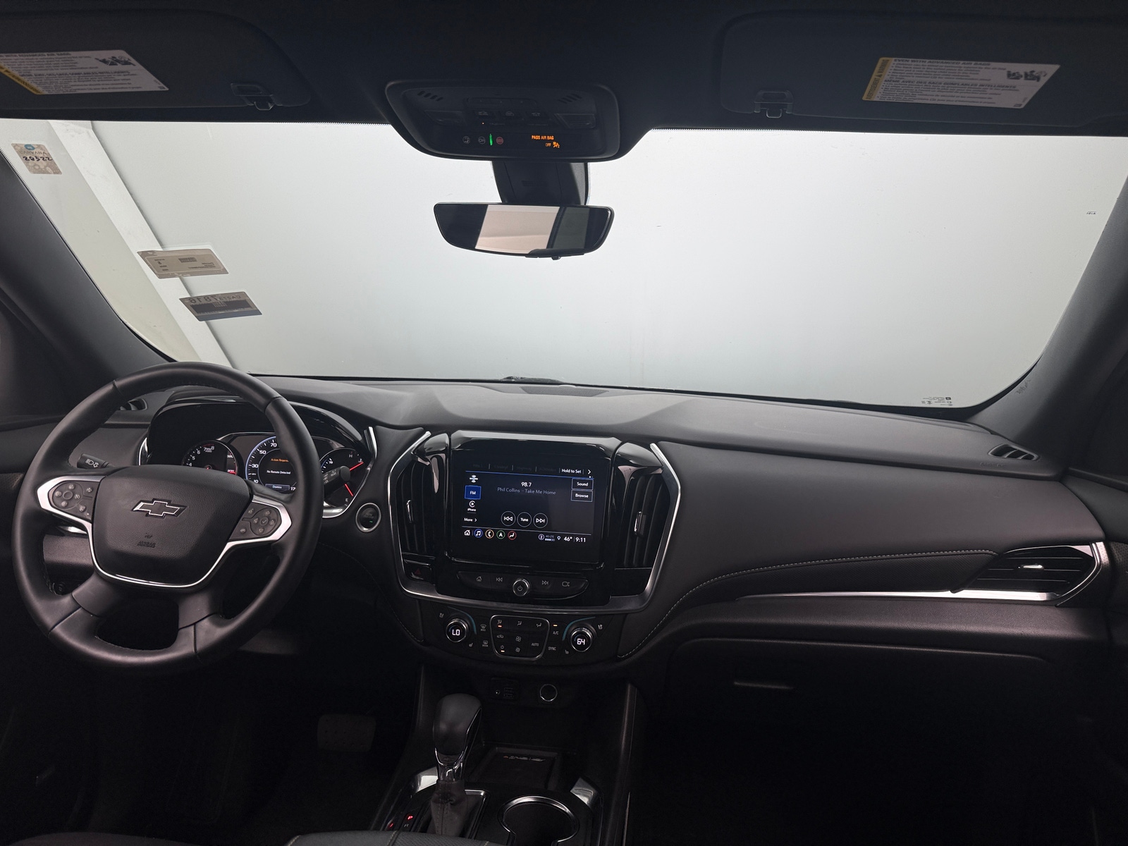 Thumbnail: 2023 Chevrolet Traverse - 2