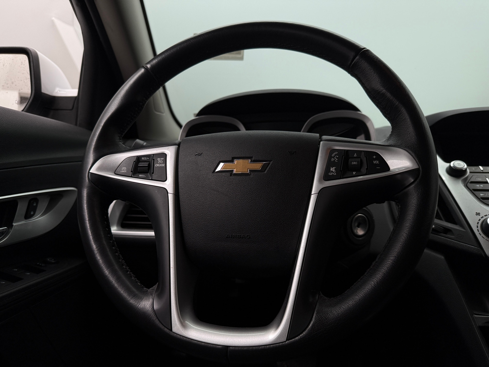 Thumbnail: 2017 Chevrolet Equinox - 5