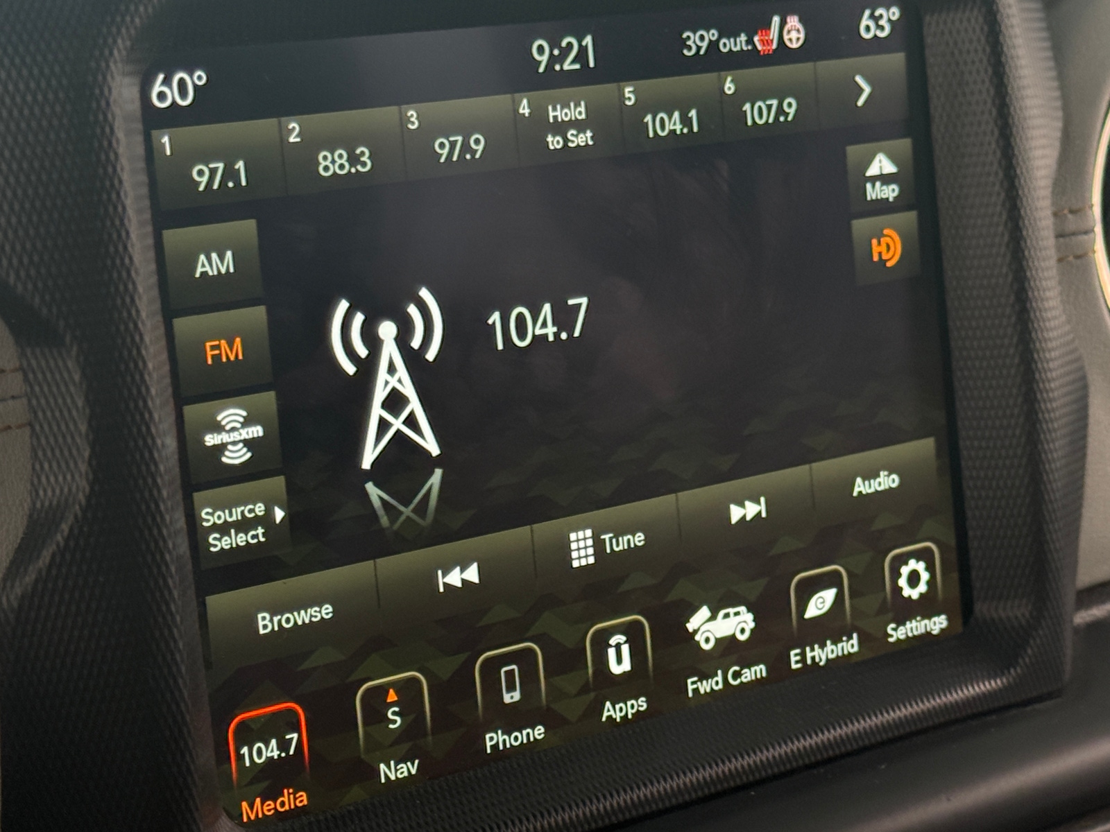 Thumbnail: 2022 Jeep Wrangler - 3