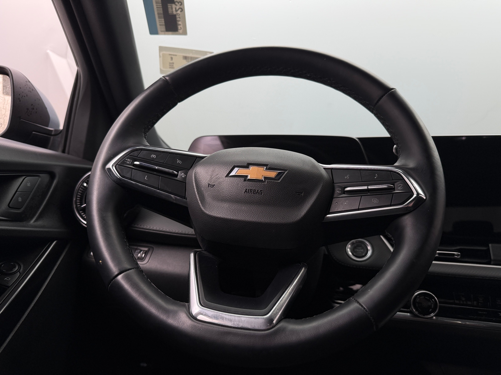 Thumbnail: 2025 Chevrolet Equinox - 5