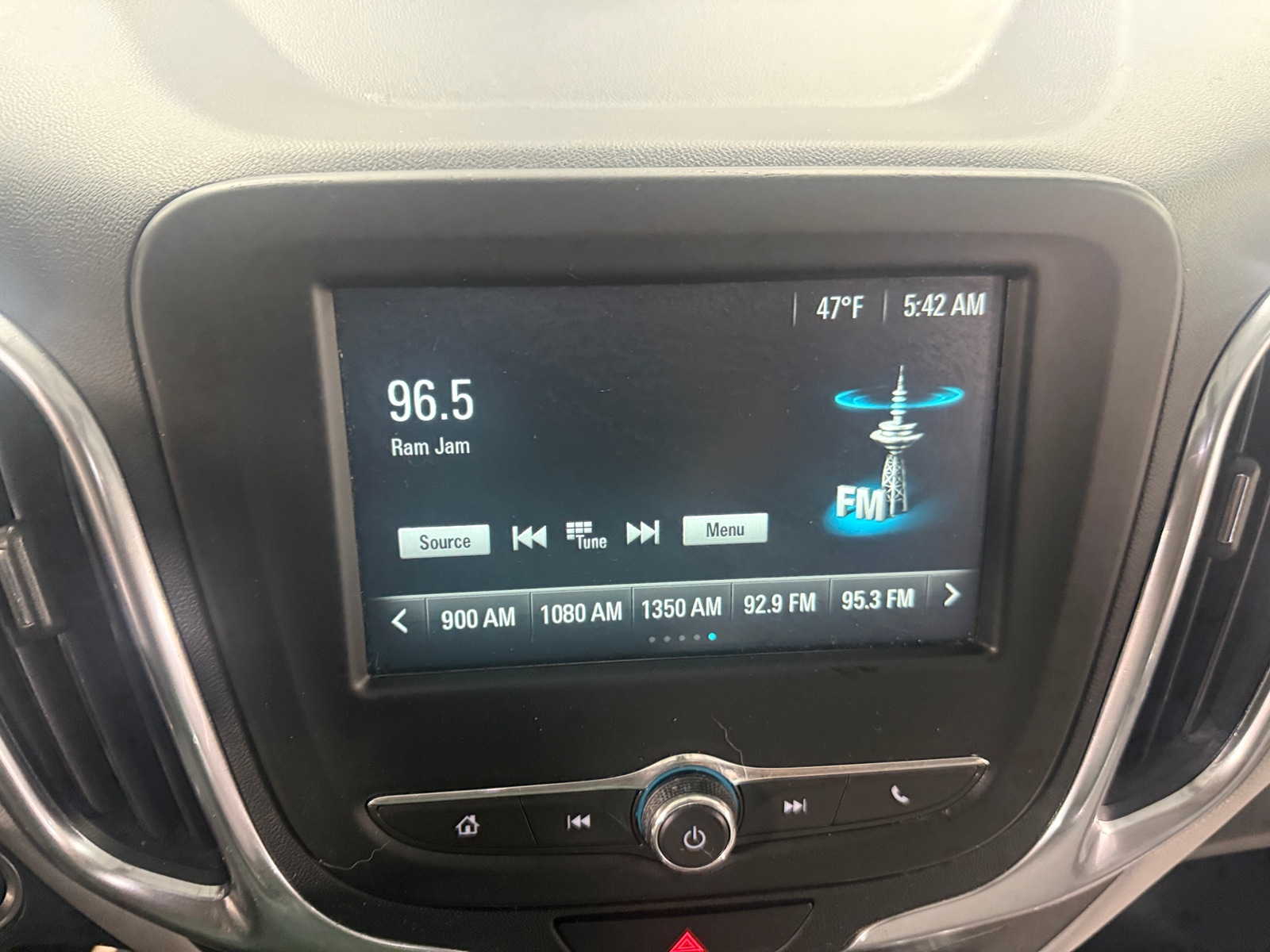 Thumbnail: 2018 Chevrolet Equinox - 4