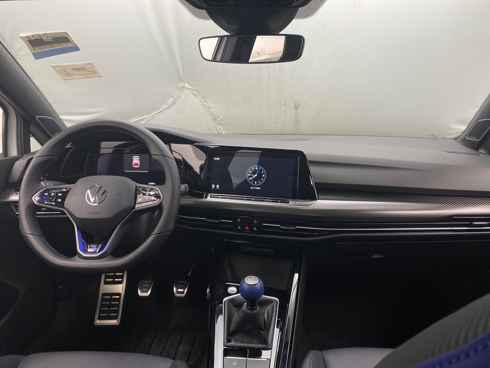 Thumbnail: 2023 Volkswagen Golf - 2