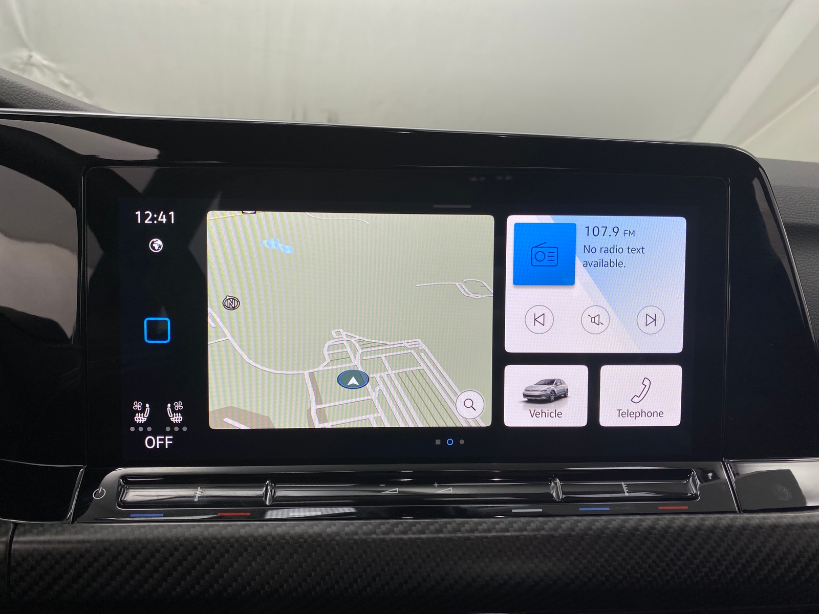 Thumbnail: 2023 Volkswagen Golf - 3