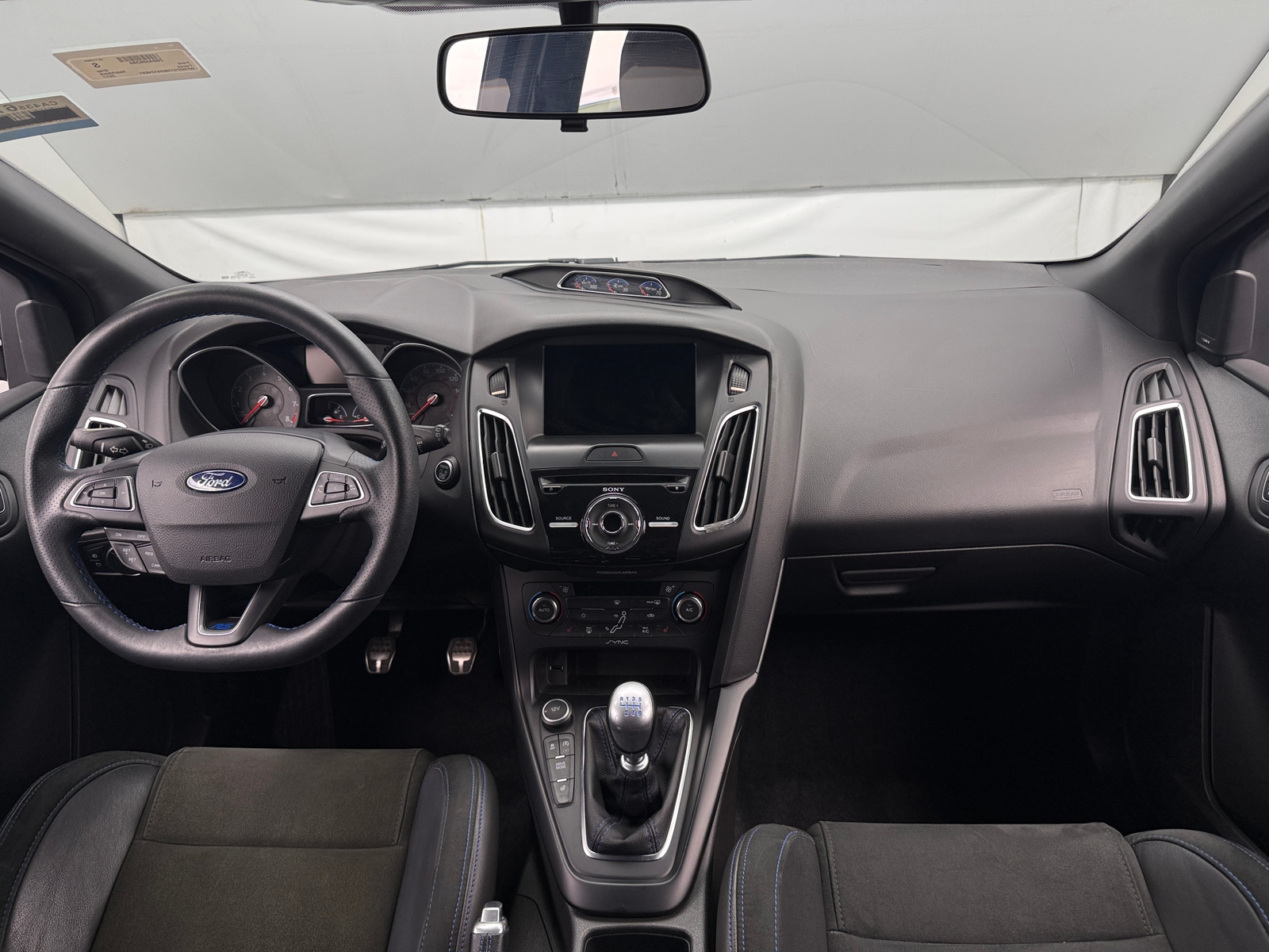 Thumbnail: 2017 Ford Focus - 2