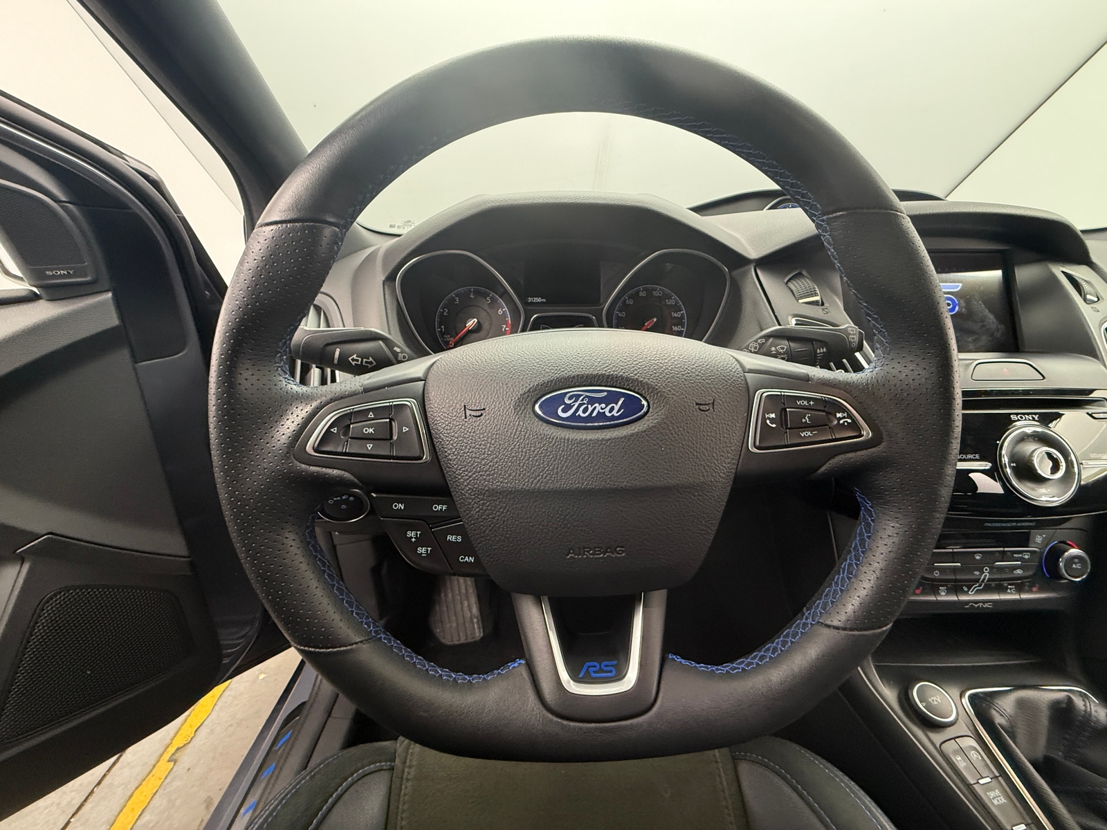 Thumbnail: 2017 Ford Focus - 4