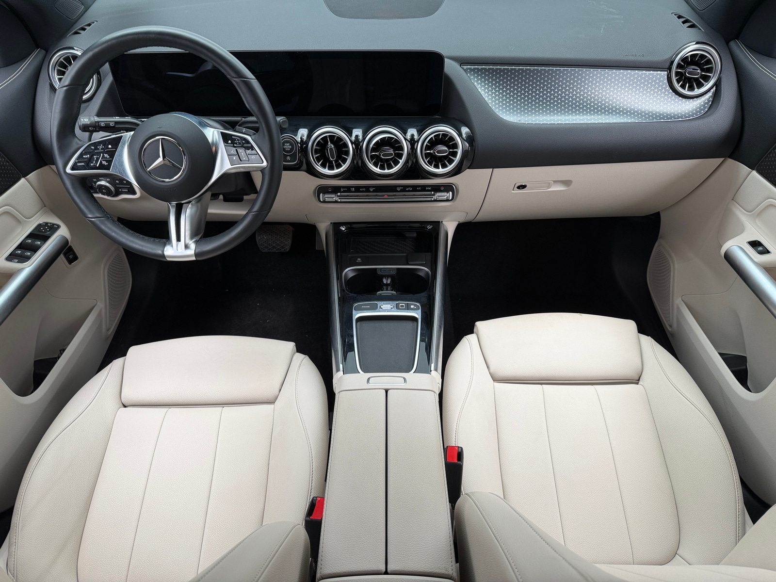 Thumbnail: 2025 Mercedes-Benz GLA - 2