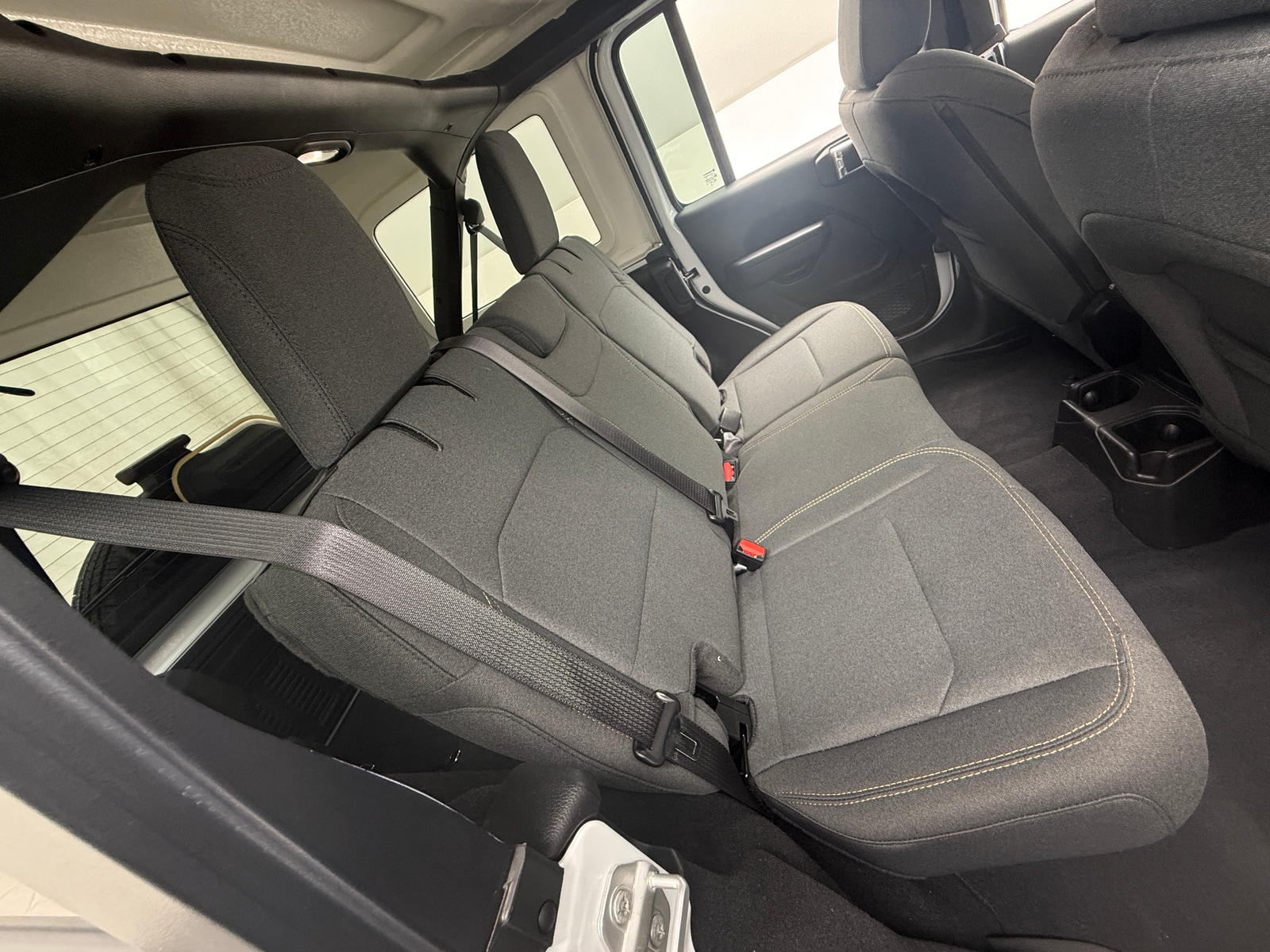 Thumbnail: 2025 Jeep Wrangler - 6