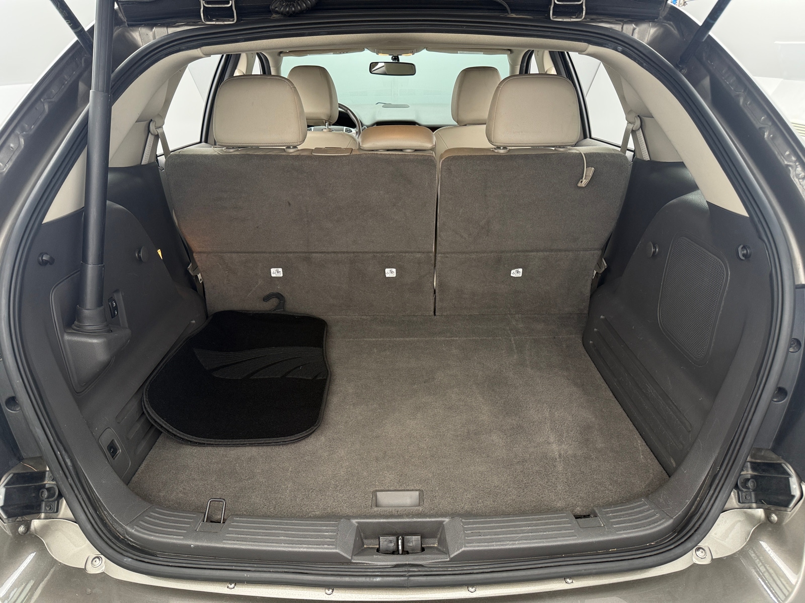 Thumbnail: 2013 Ford Edge - 6