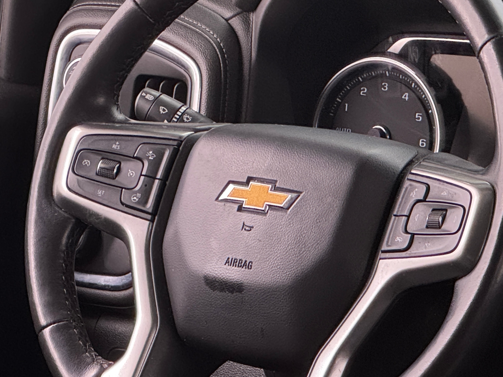 Thumbnail: 2022 Chevrolet Silverado 1500 - 4