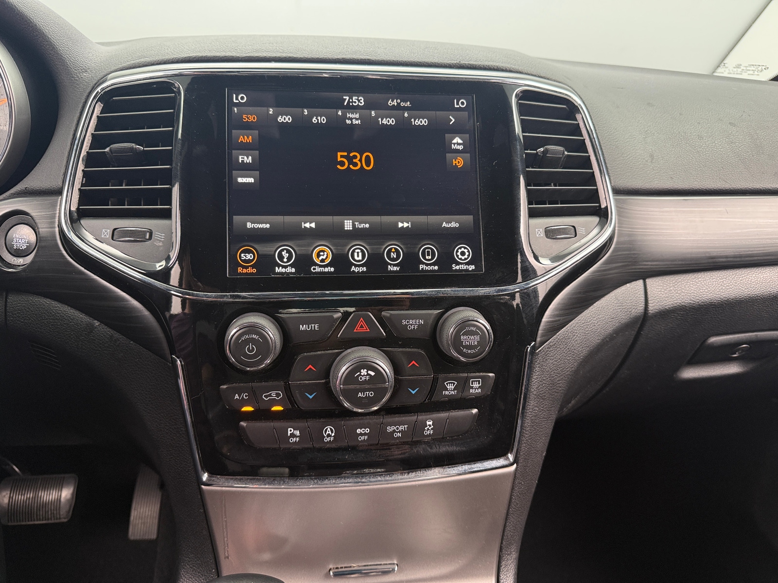 Thumbnail: 2019 Jeep Grand Cherokee - 4