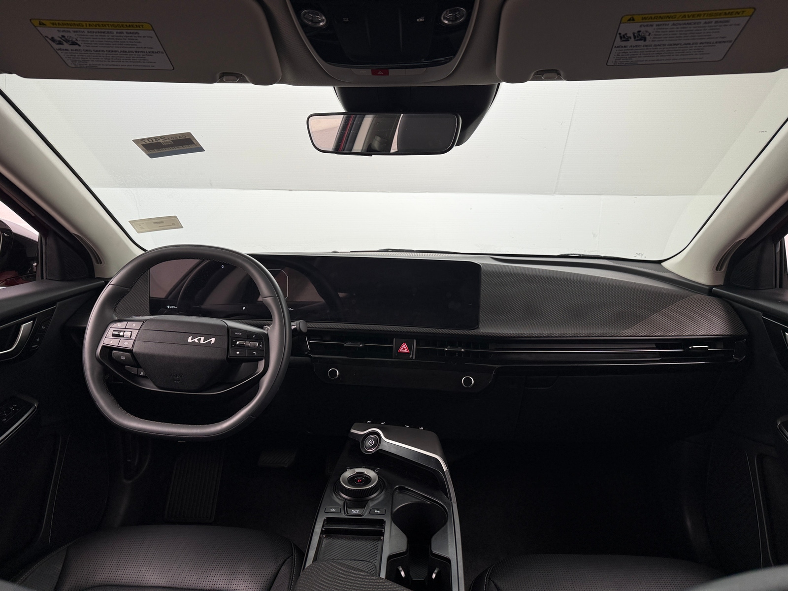 Thumbnail: 2025 Kia EV6 - 2