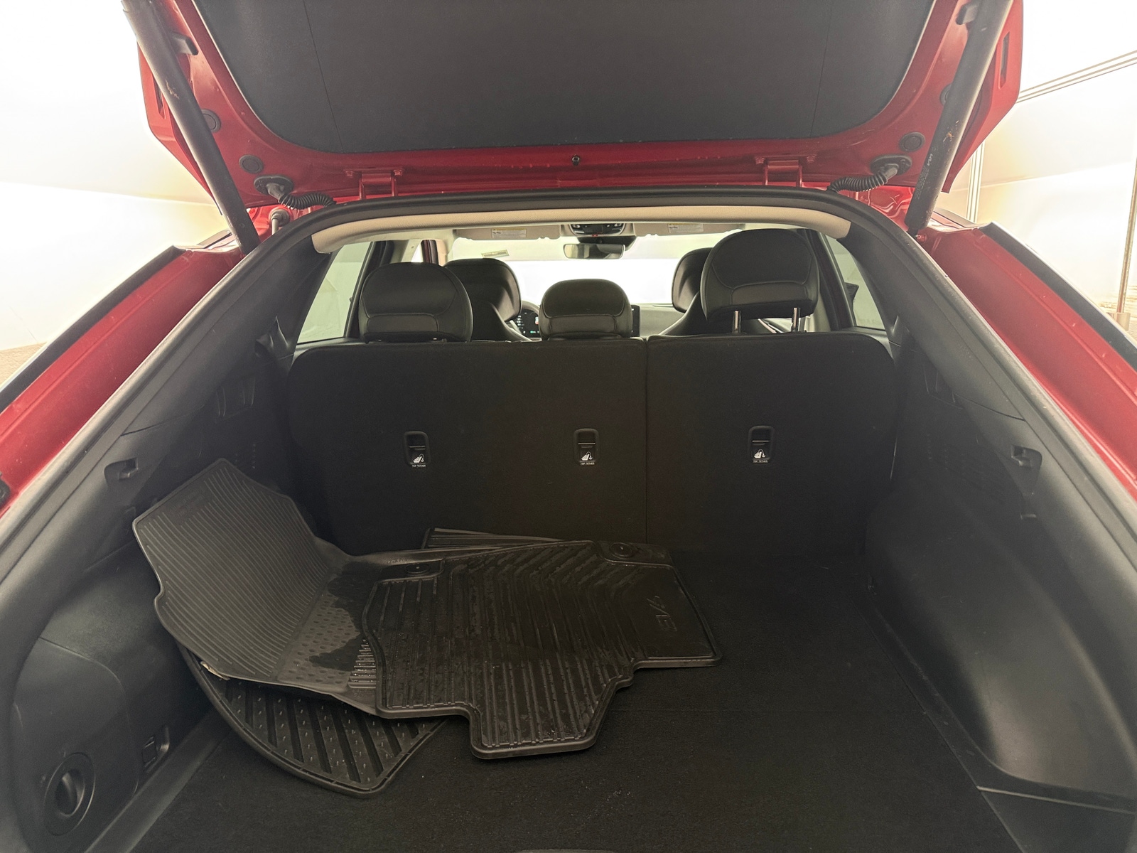 Thumbnail: 2025 Kia EV6 - 6