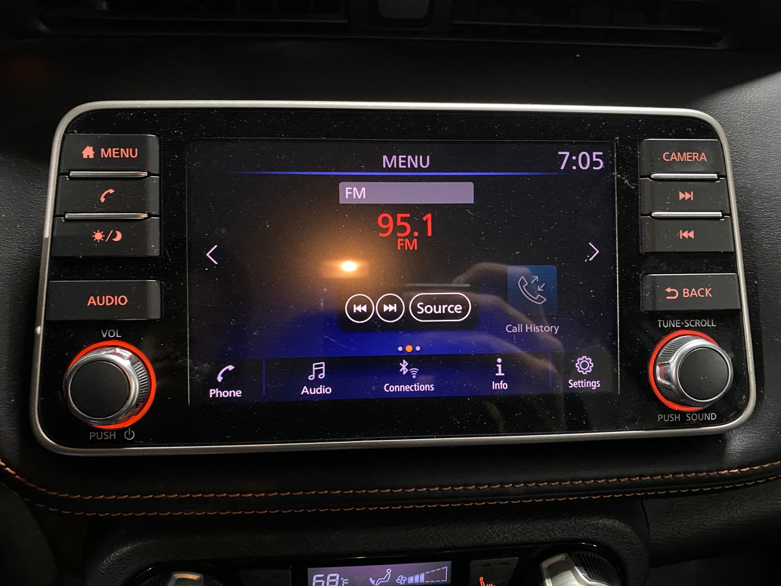 Thumbnail: 2018 Nissan Kicks - 3