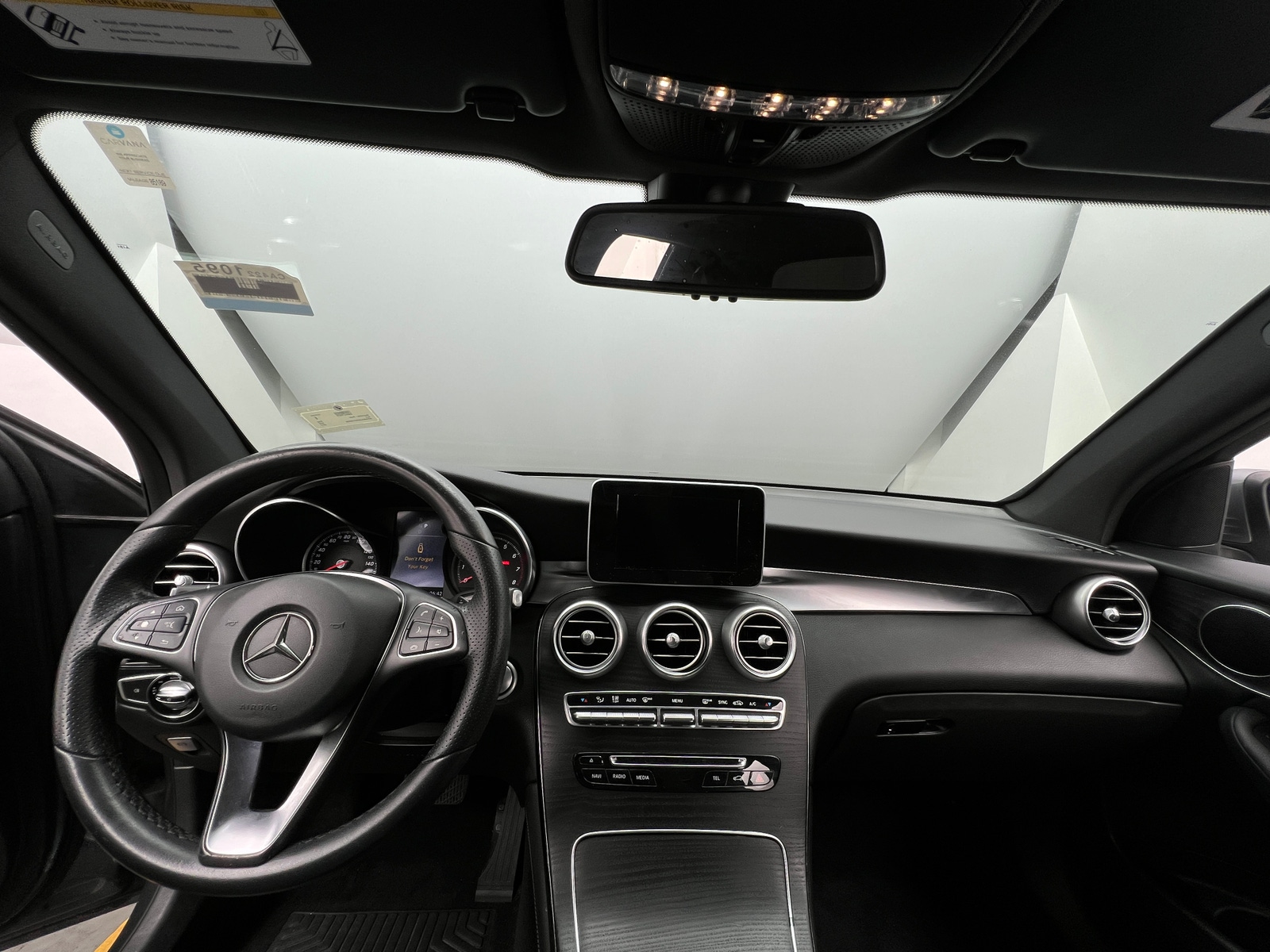 Thumbnail: 2017 Mercedes-Benz GLC - 2