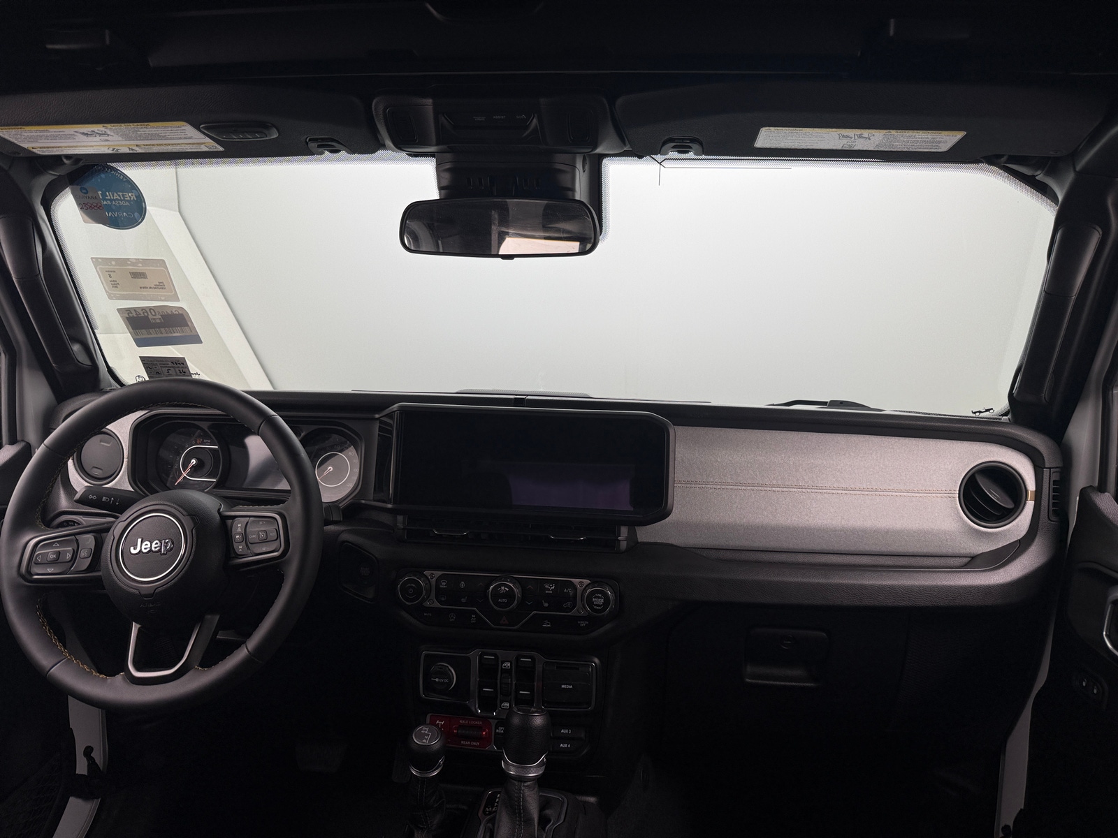 Thumbnail: 2024 Jeep Gladiator - 3