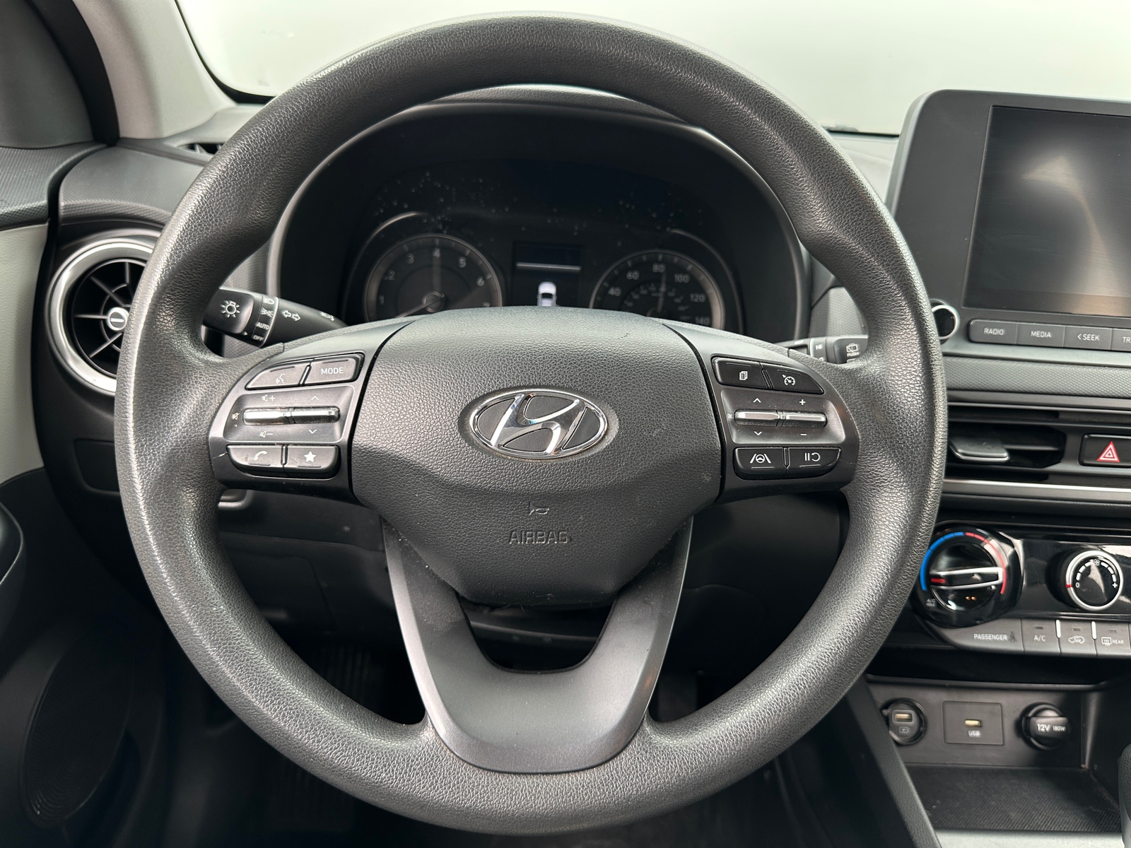 Thumbnail: 2022 Hyundai Kona - 5