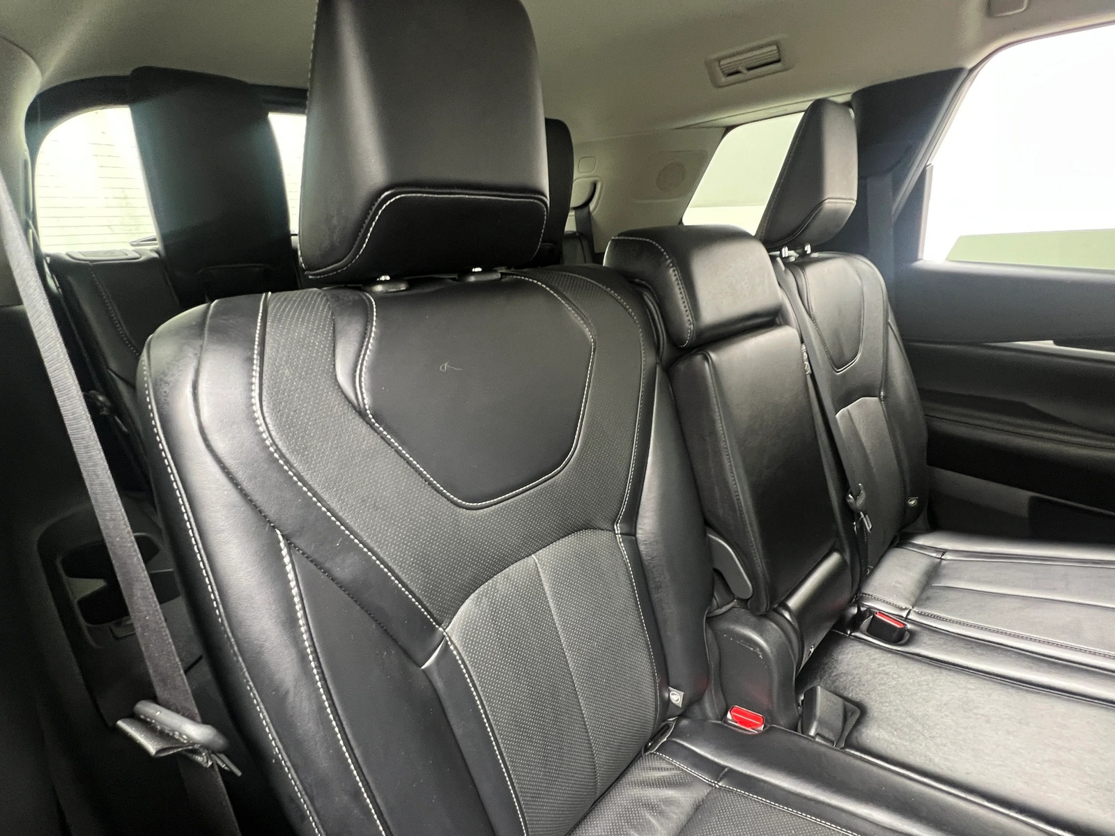 Thumbnail: 2023 INFINITI QX60 - 5