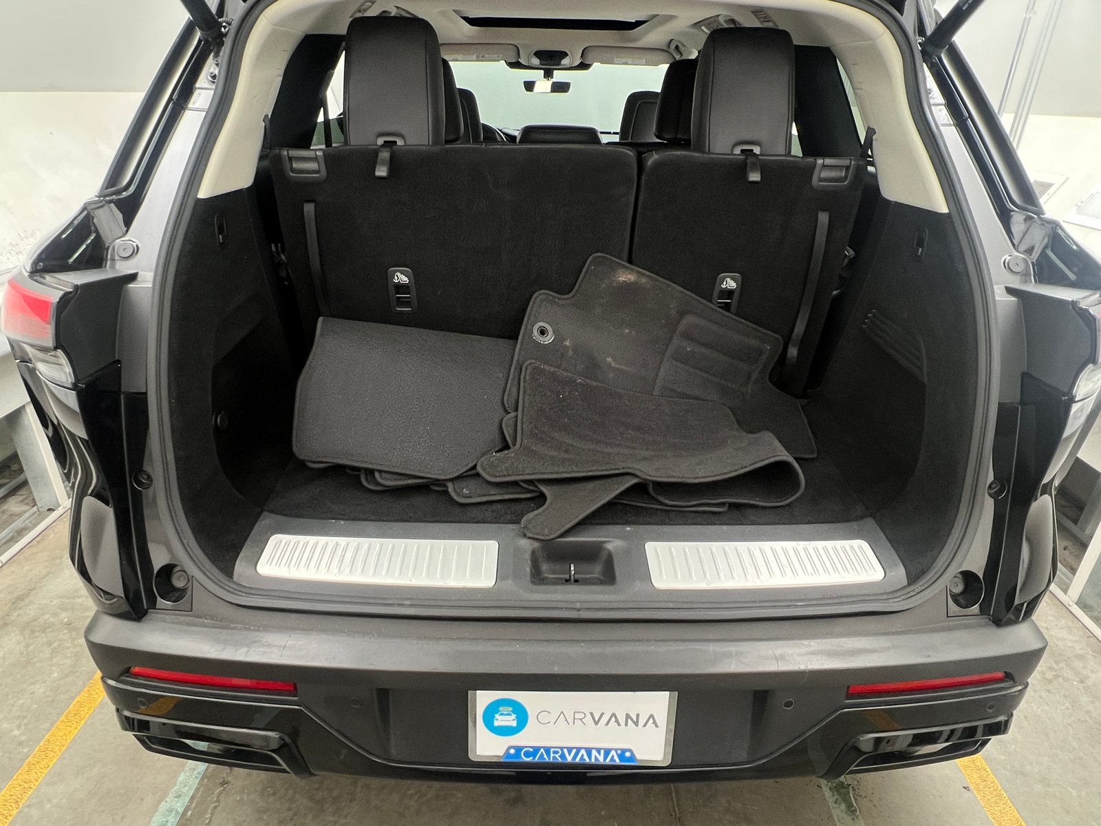 Thumbnail: 2023 INFINITI QX60 - 6