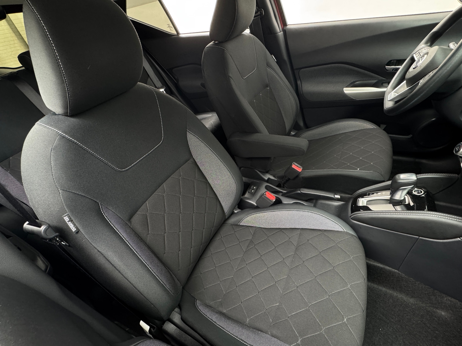 Thumbnail: 2019 Nissan Kicks - 2