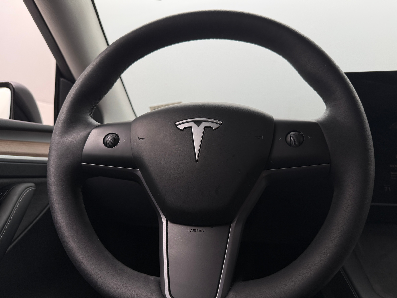 Thumbnail: 2023 Tesla Model Y - 4