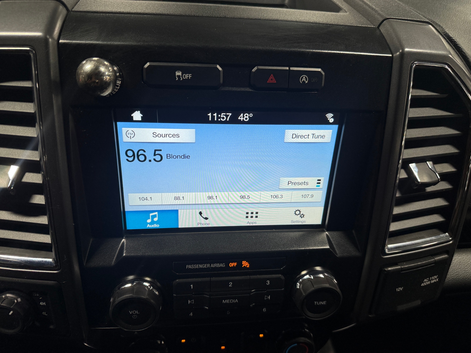 Thumbnail: 2016 Ford Econoline - 4