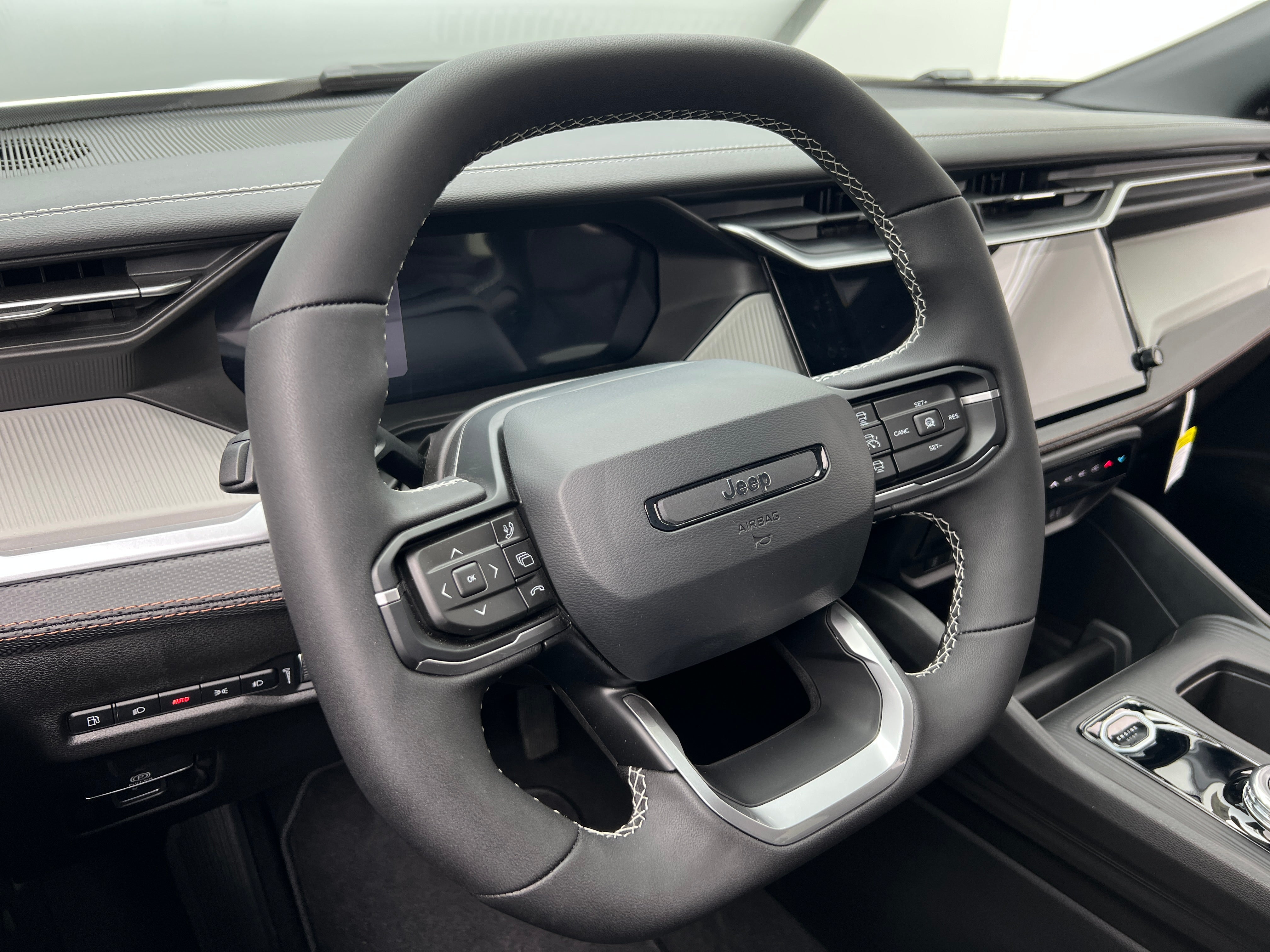 2026 Jeep Cherokee Limited - Photo 8