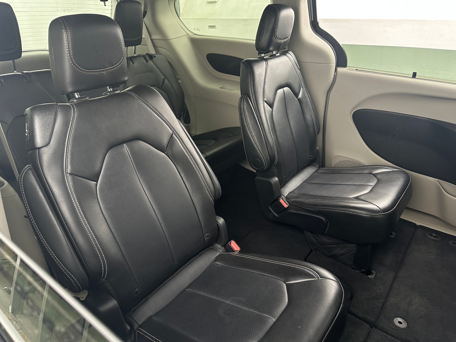 Thumbnail: 2024 Chrysler Pacifica - 5