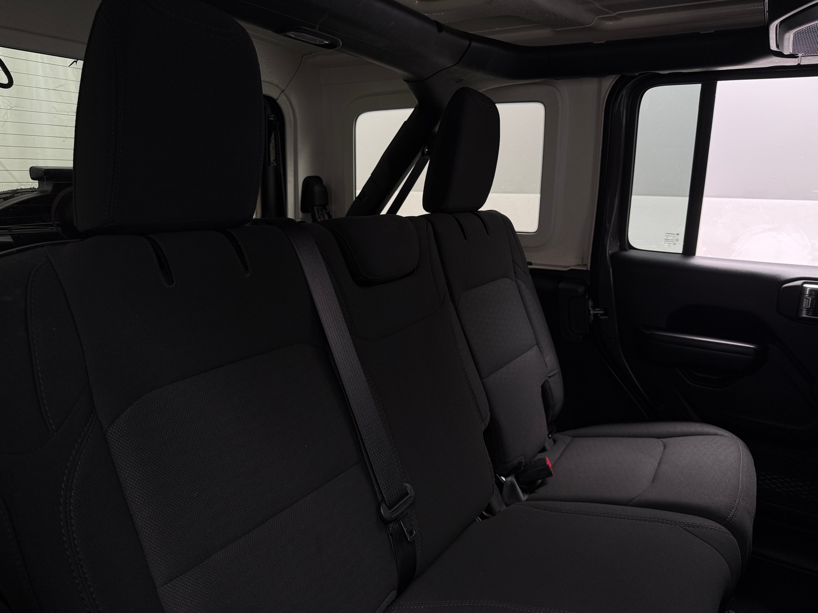 Thumbnail: 2020 Jeep Wrangler - 6