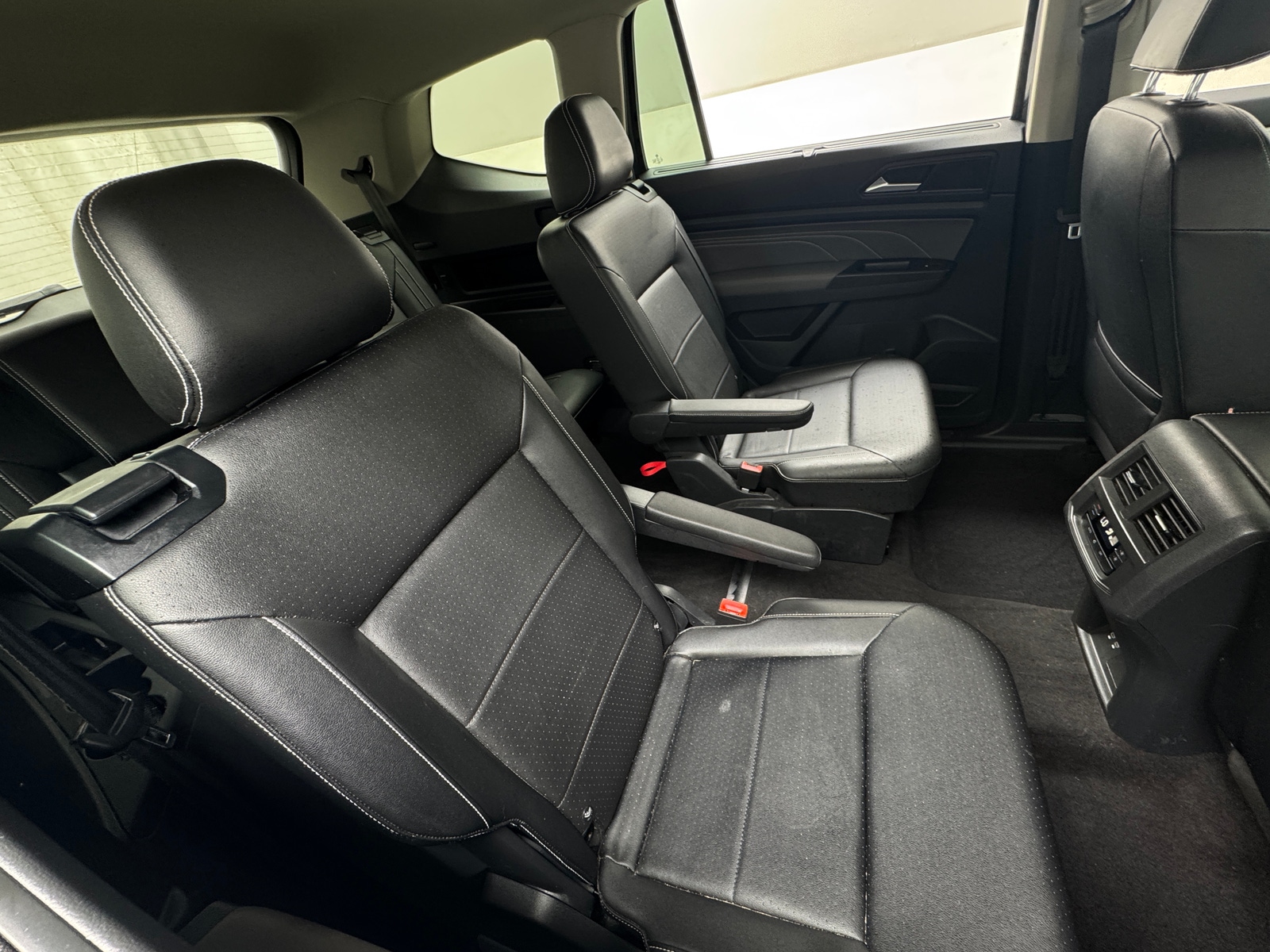 Thumbnail: 2021 Volkswagen Atlas - 5