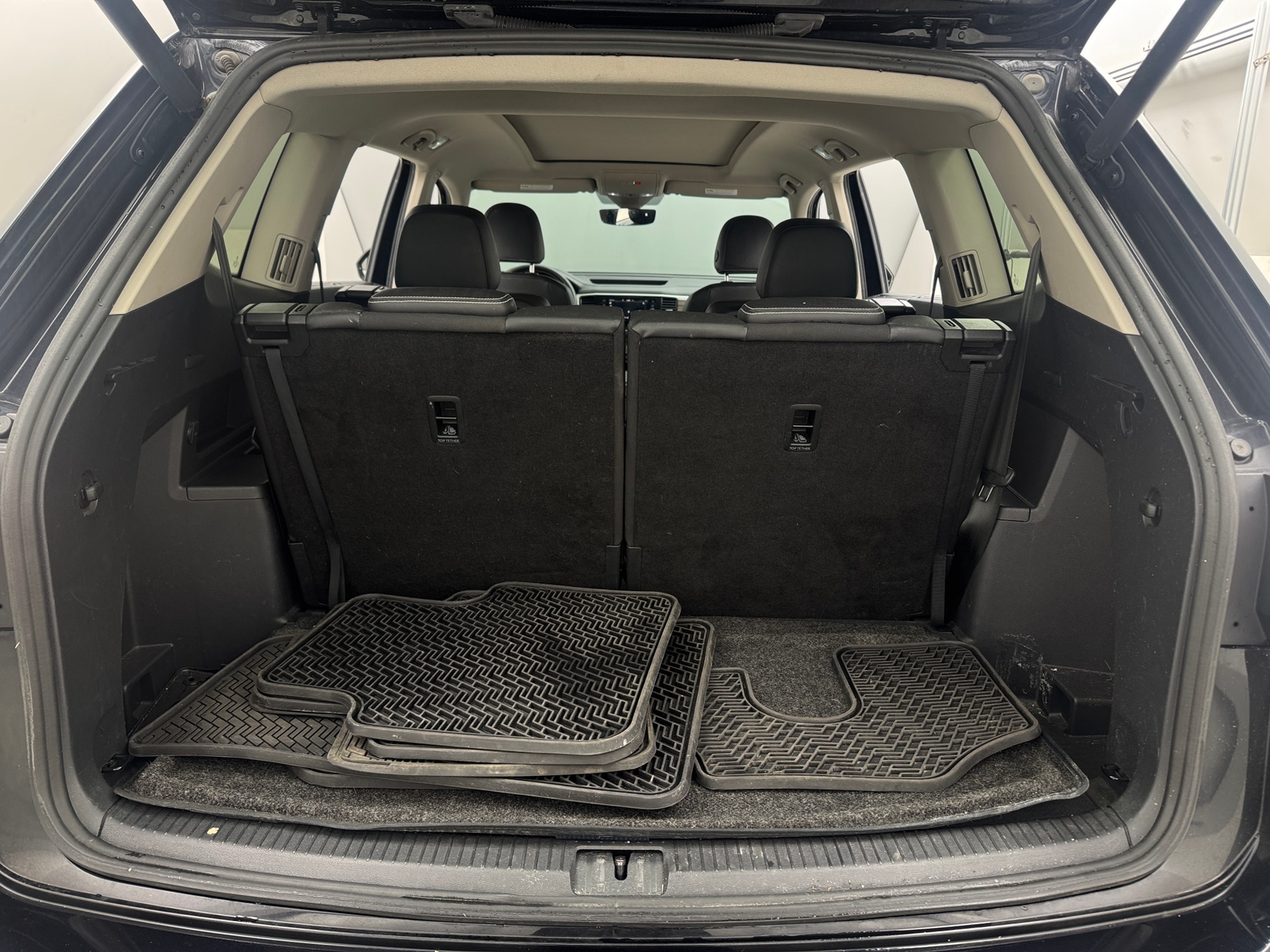 Thumbnail: 2021 Volkswagen Atlas - 6