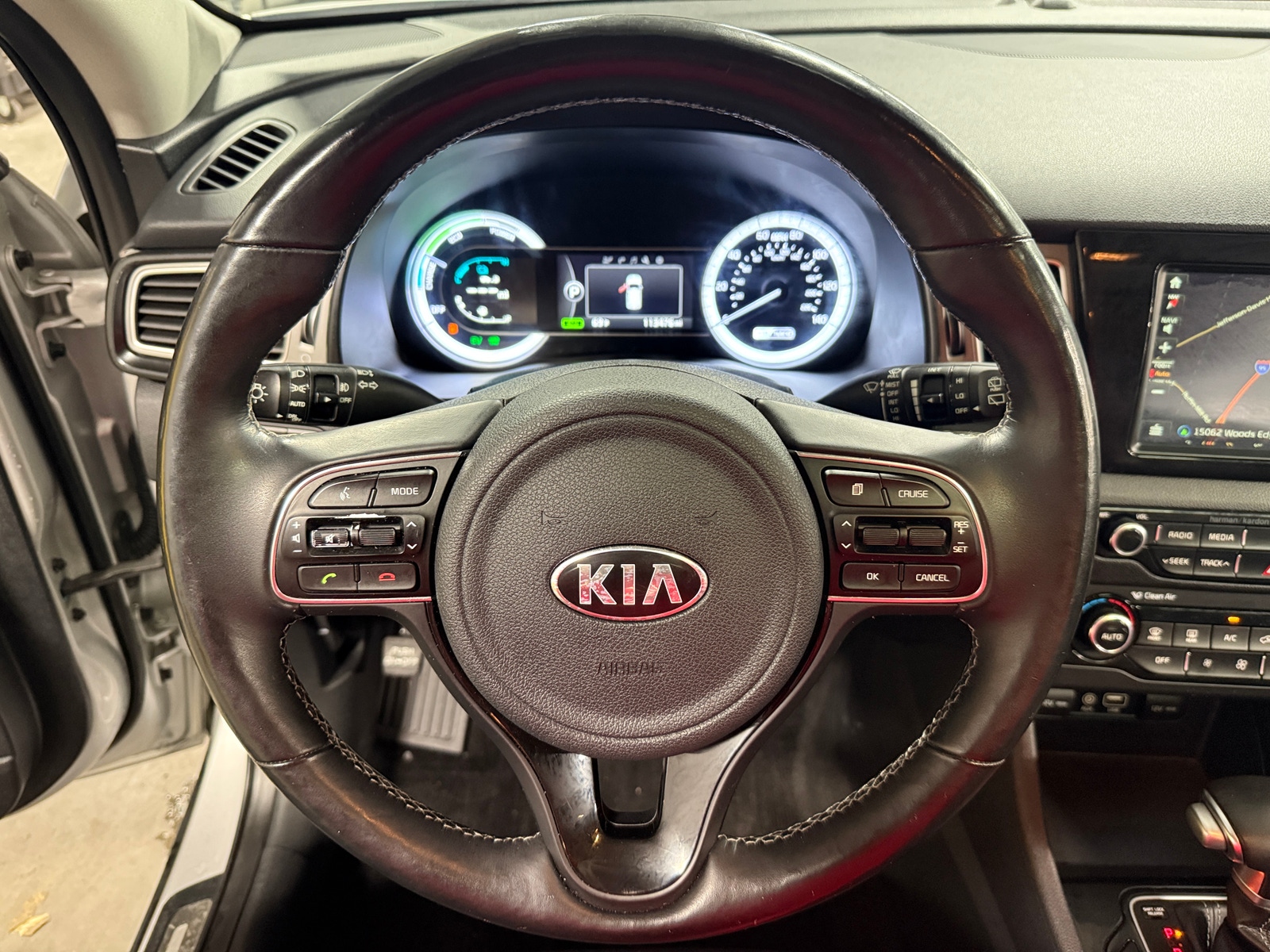 Thumbnail: 2017 Kia Niro - 4