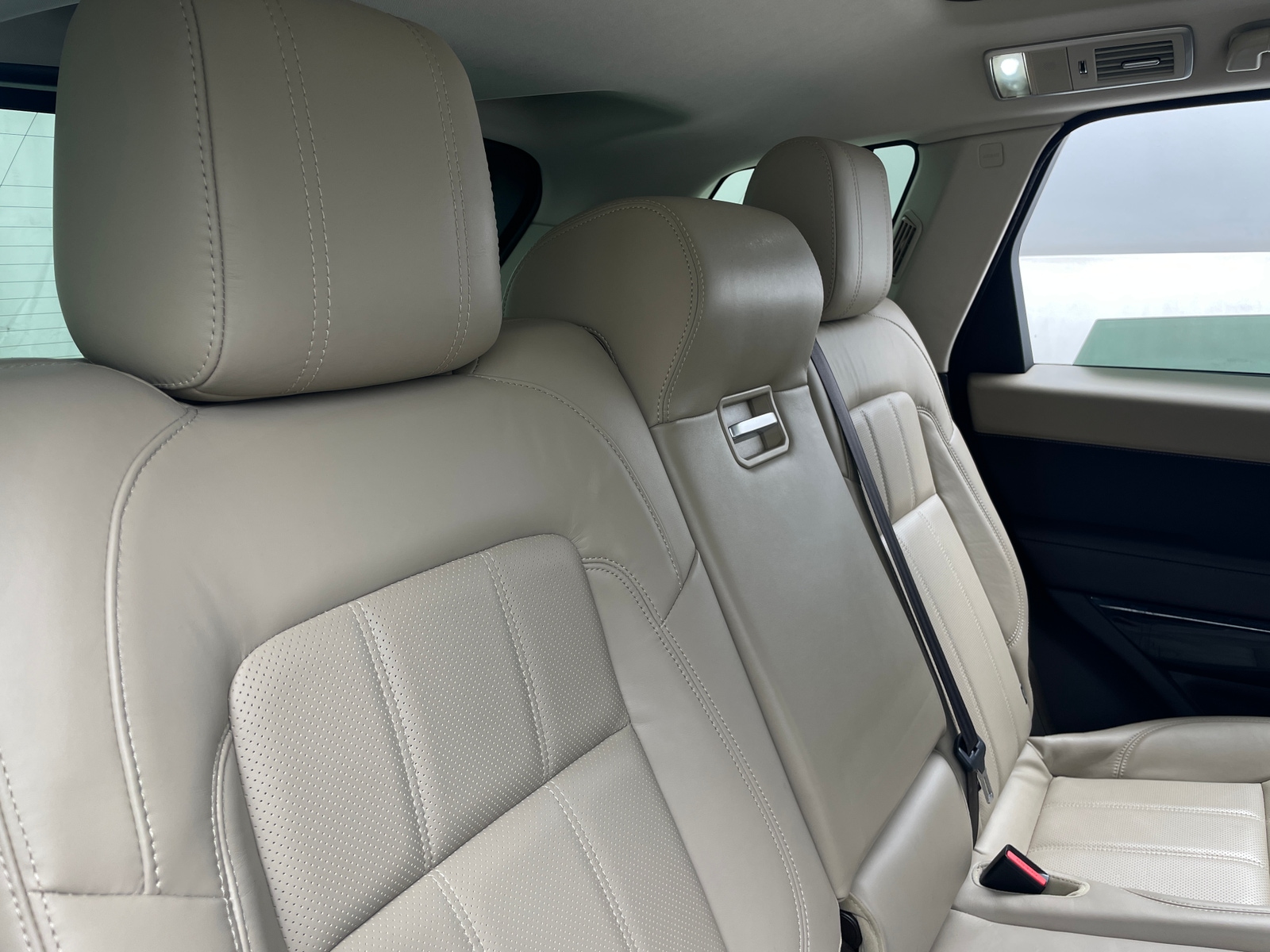 Thumbnail: 2018 Land Rover Range Rover Sport - 5