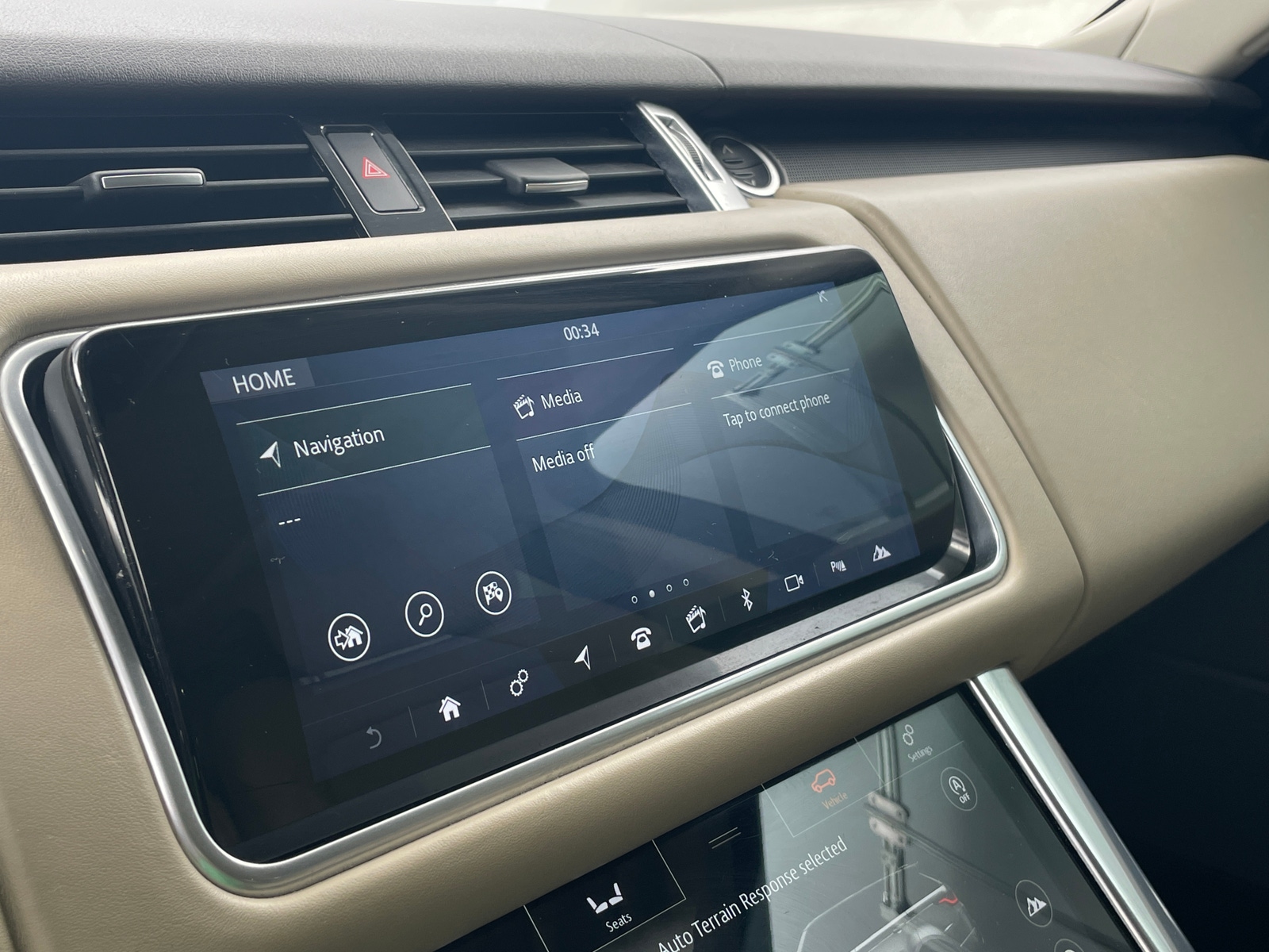 Thumbnail: 2018 Land Rover Range Rover Sport - 3