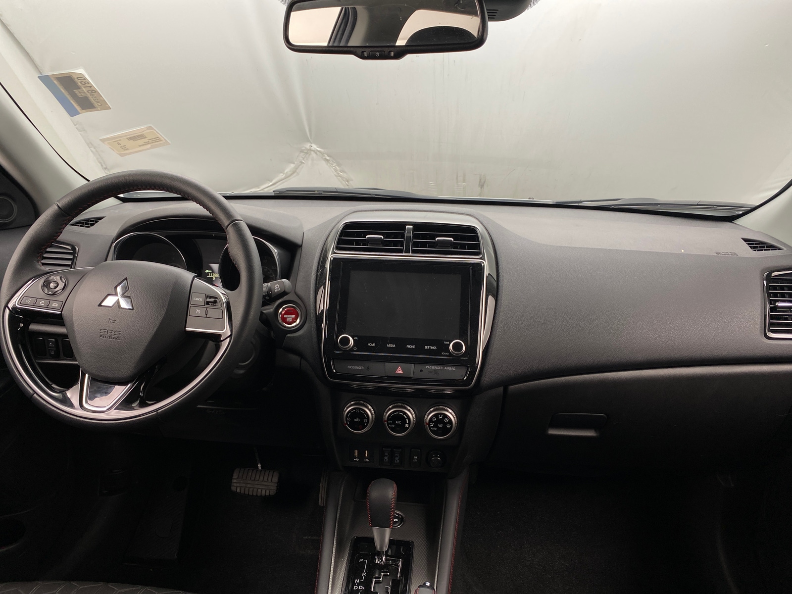 Thumbnail: 2024 Mitsubishi Outlander Sport - 3