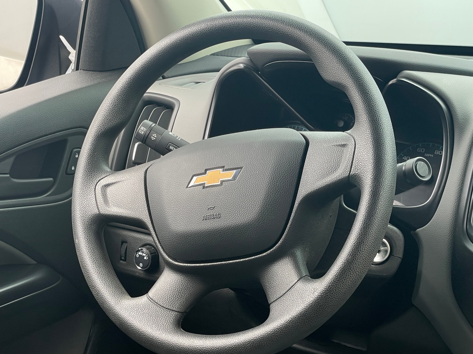 Thumbnail: 2021 Chevrolet Colorado - 5