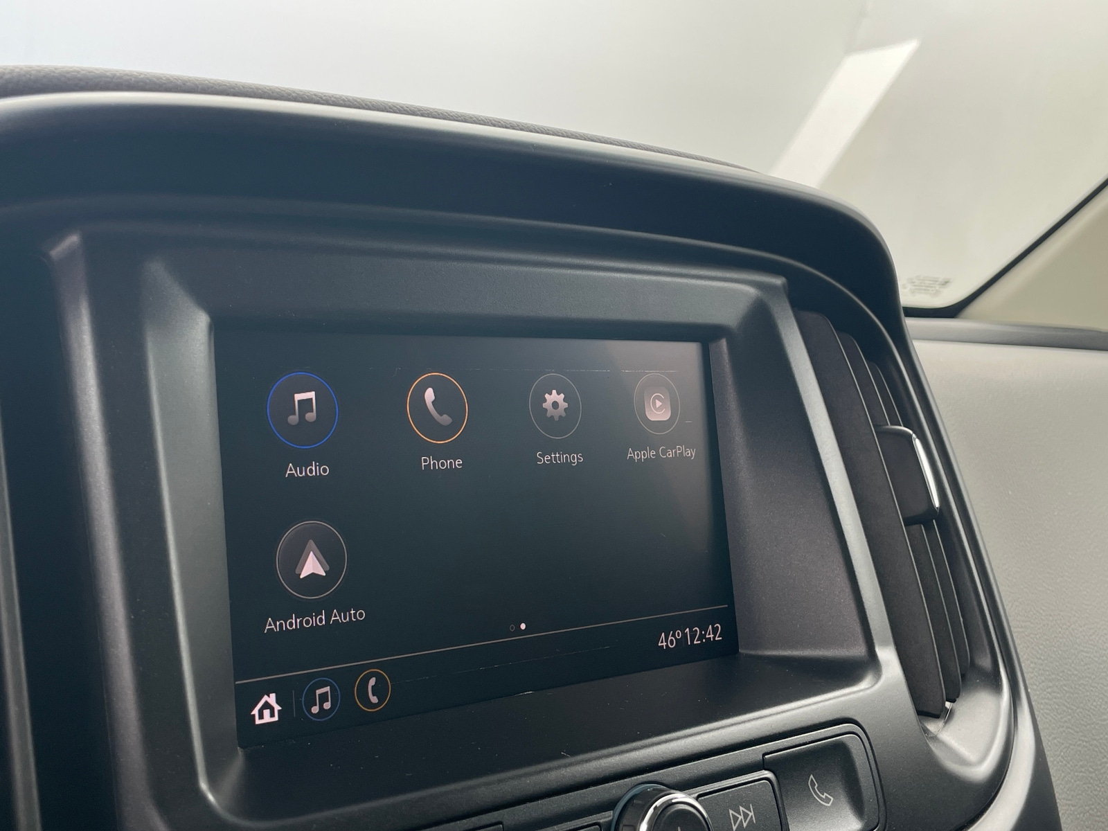 Thumbnail: 2021 Chevrolet Colorado - 4